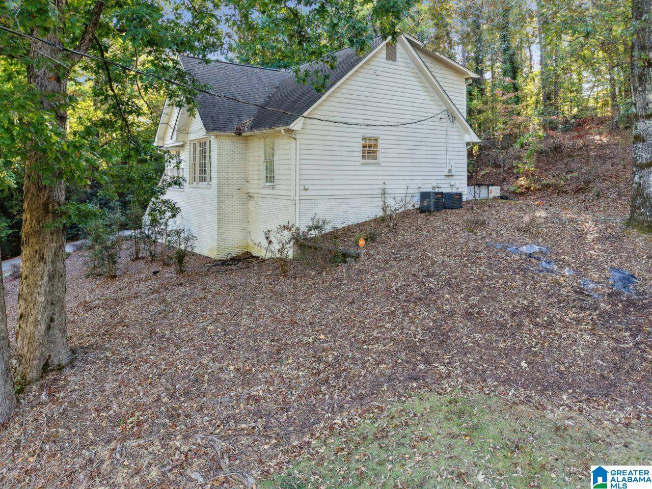 Hoover, AL 35244,764 HEATHERWOOD DRIVE