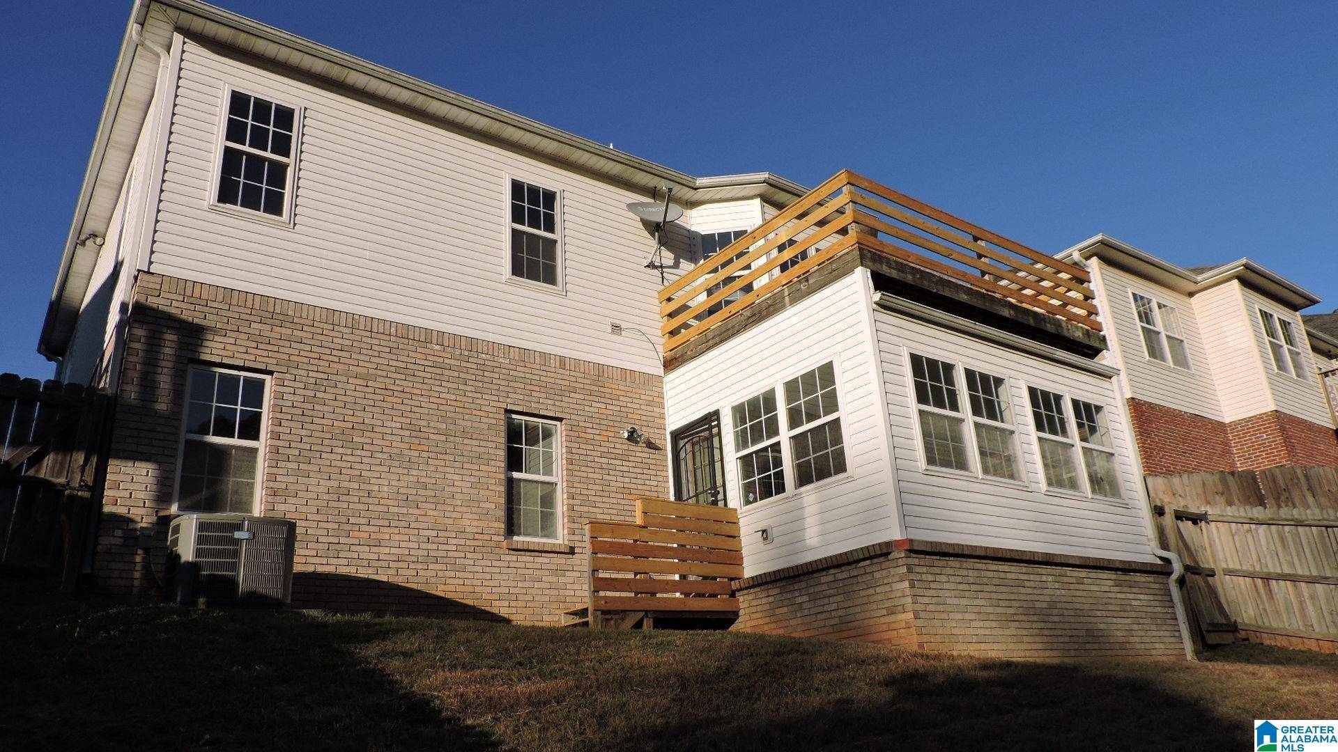 Birmingham, AL 35215,267 MARTIN DRIVE