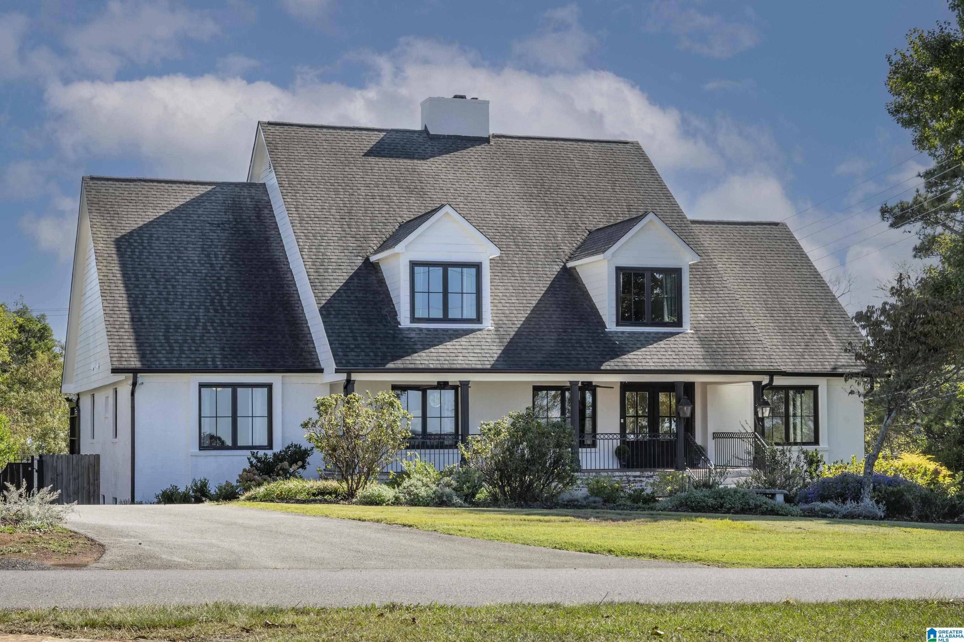 Vestavia Hills, AL 35216,2201 VESTAVIA DRIVE