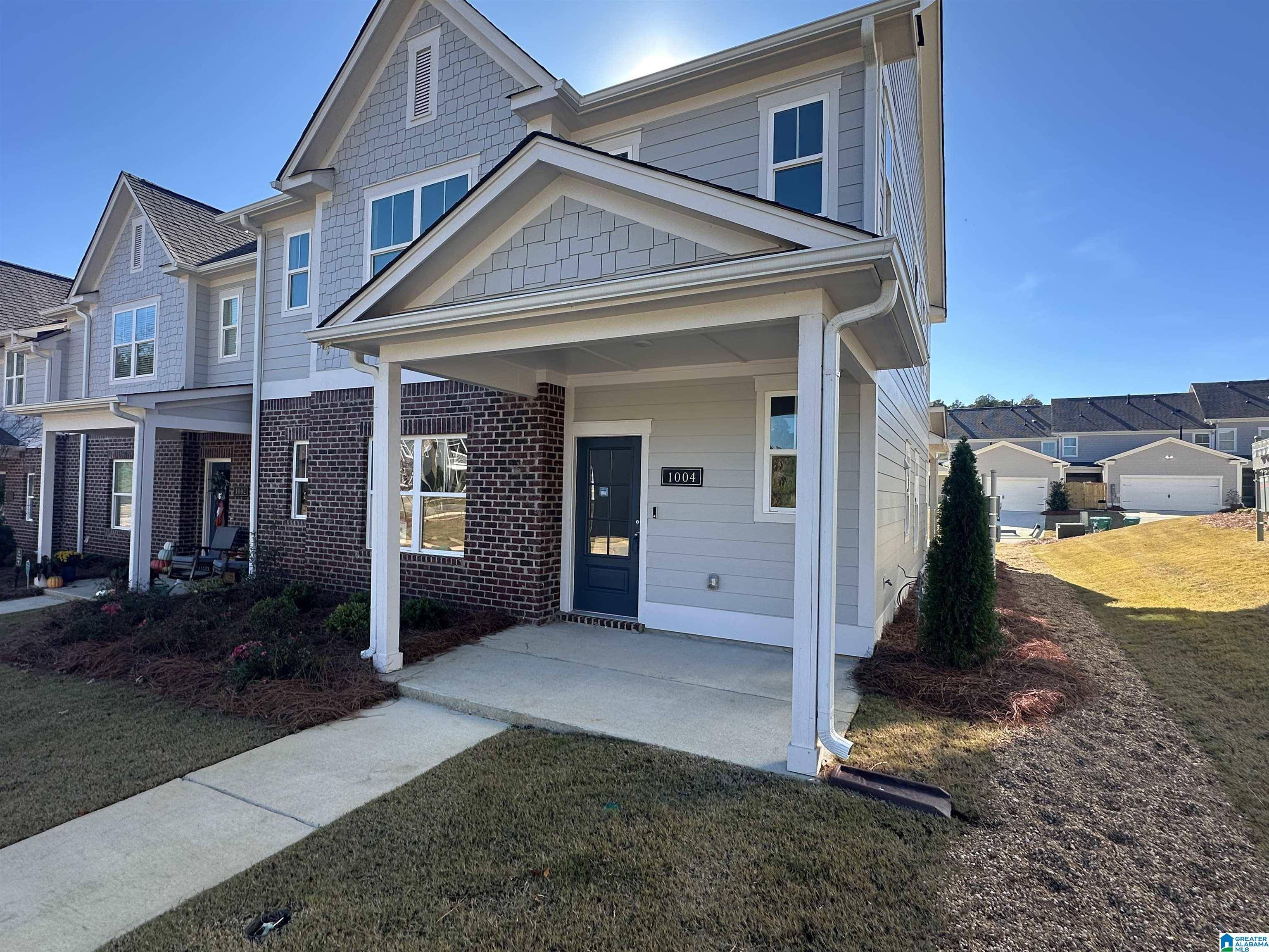 Leeds, AL 35094,1004 UNALI TOWNES LOOP