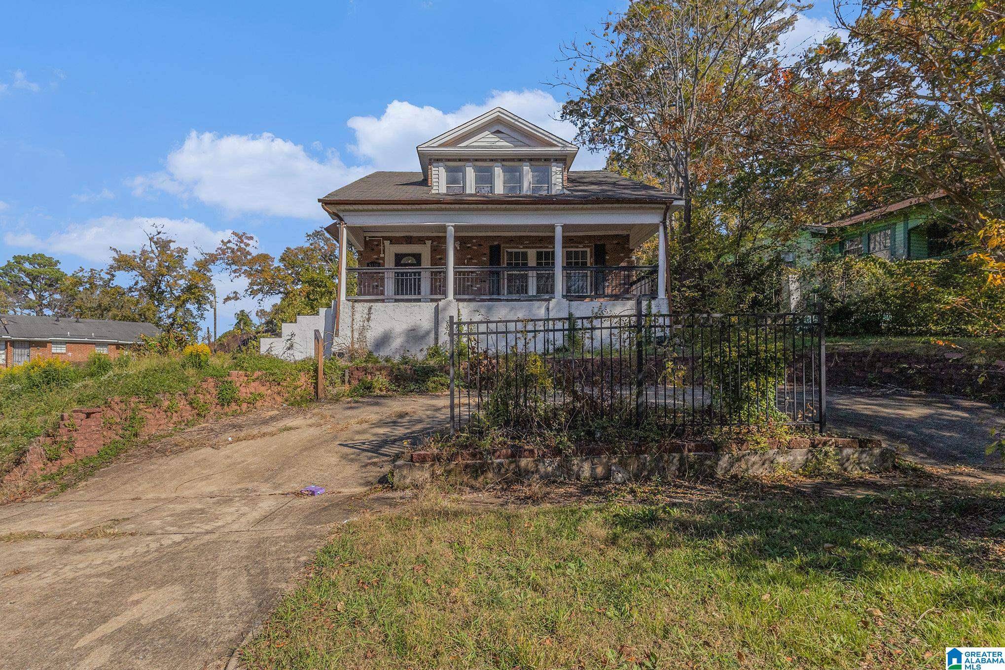 Fairfield, AL 35064,5131 HILLSIDE DRIVE