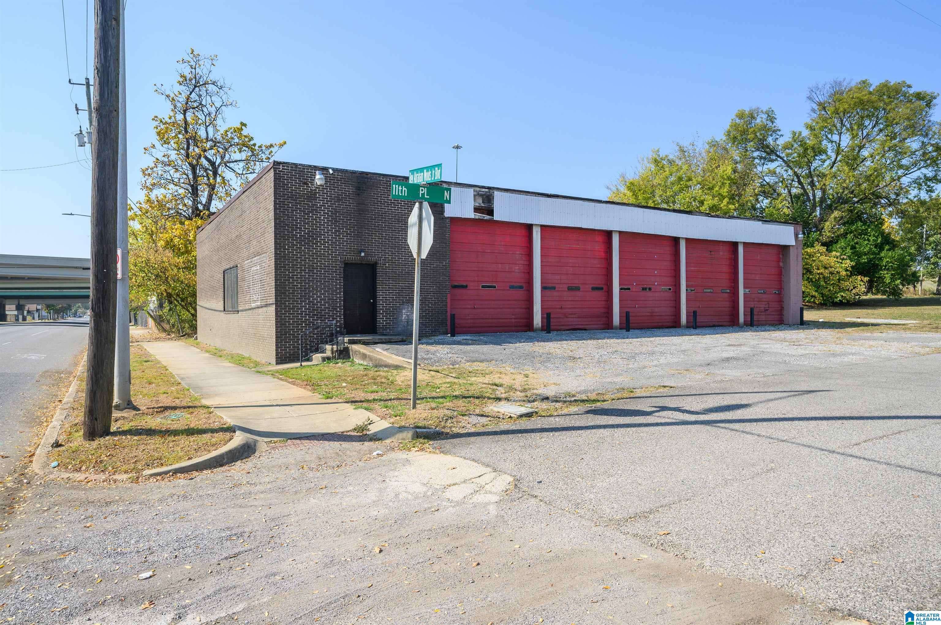 Birmingham, AL 35285,1108 REV ABRAHAM WOODS JR BOULEVARD