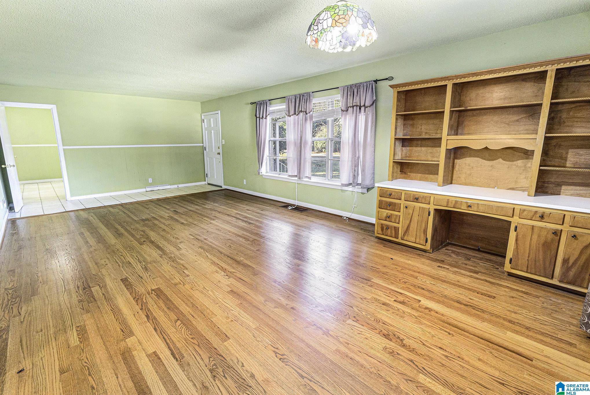 Gardendale, AL 35071,257 HOWARD DRIVE