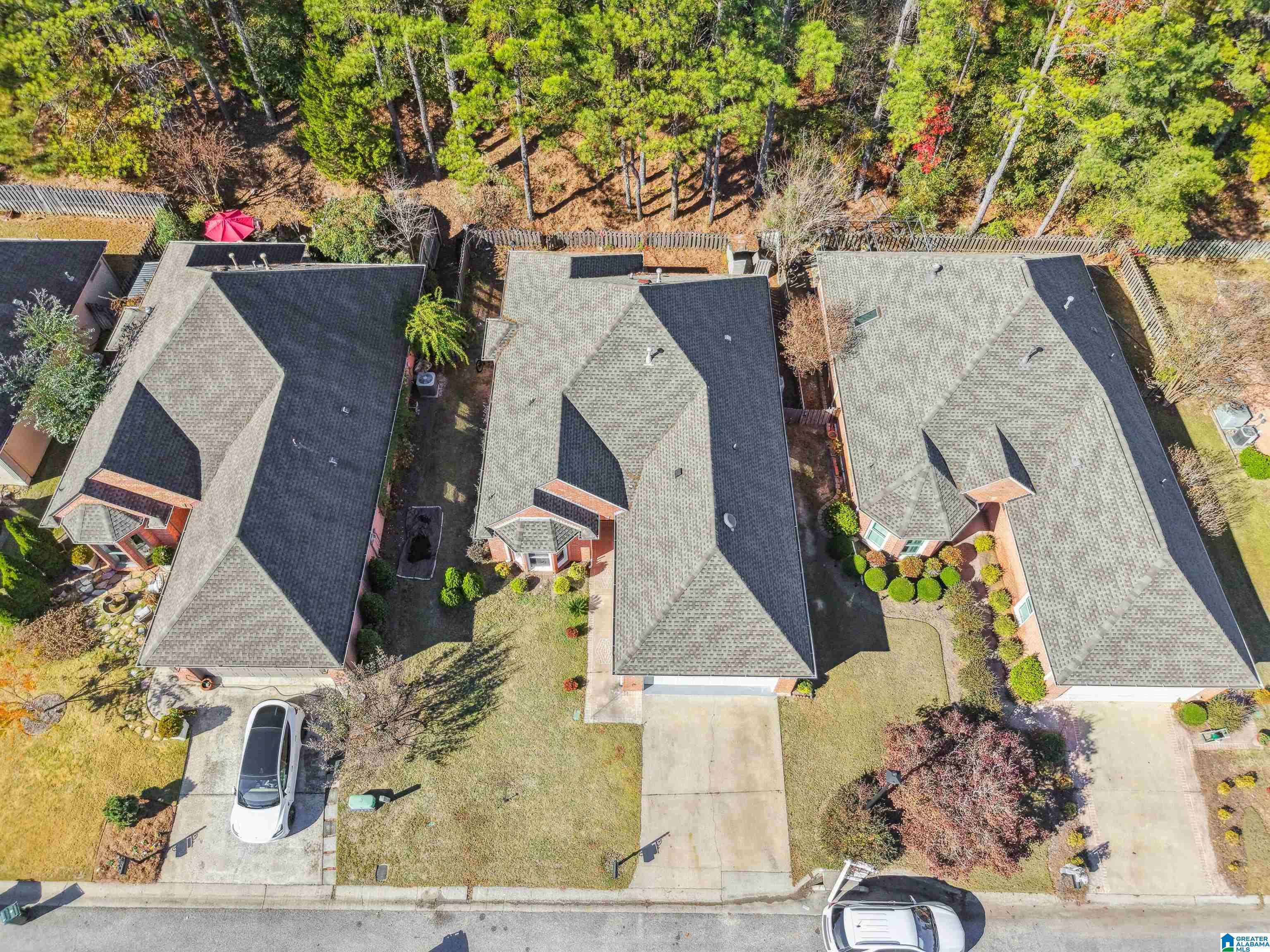 Hoover, AL 35244,225 CREST LAKE DRIVE