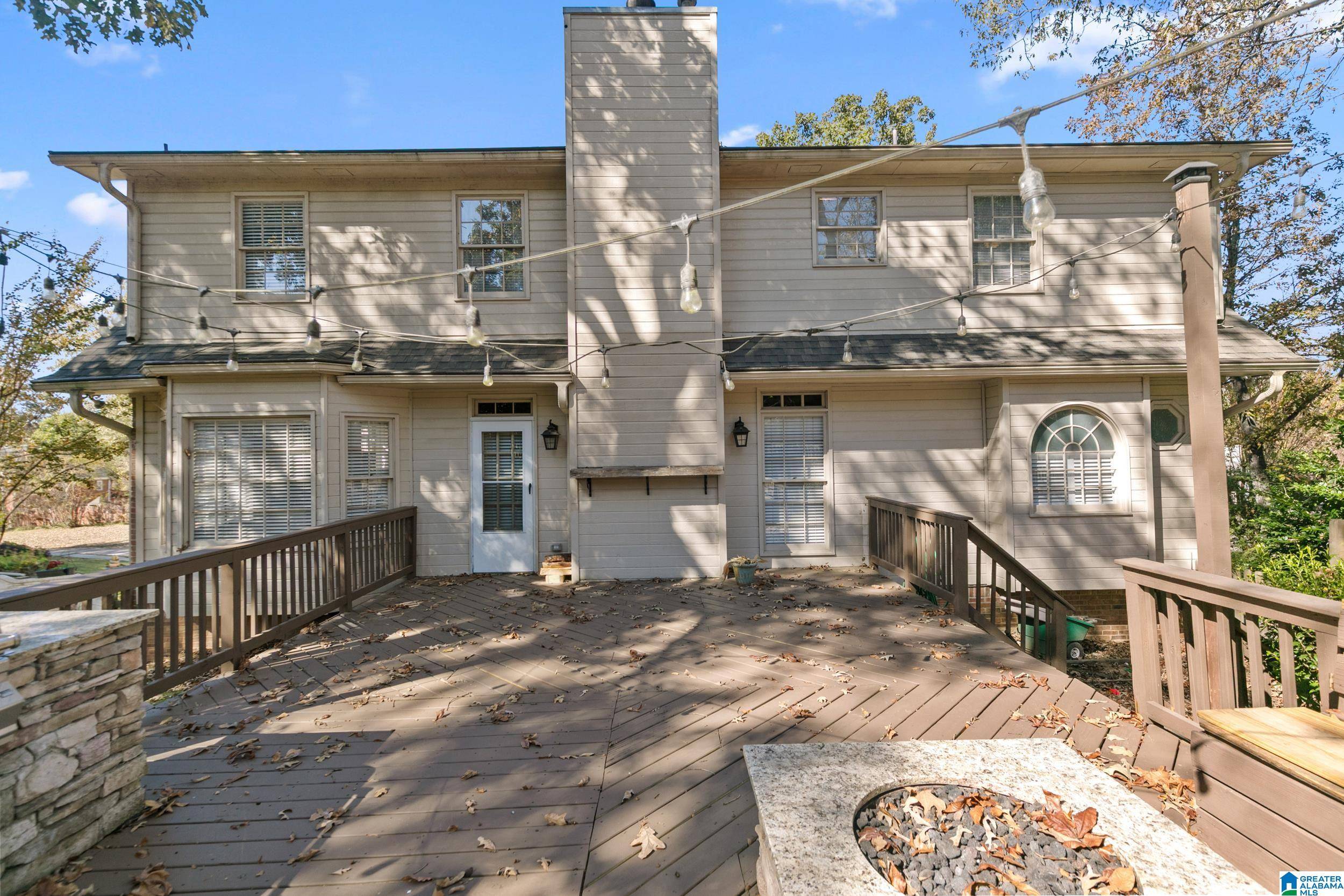 Hoover, AL 35244,5712 CYPRESS TRACE