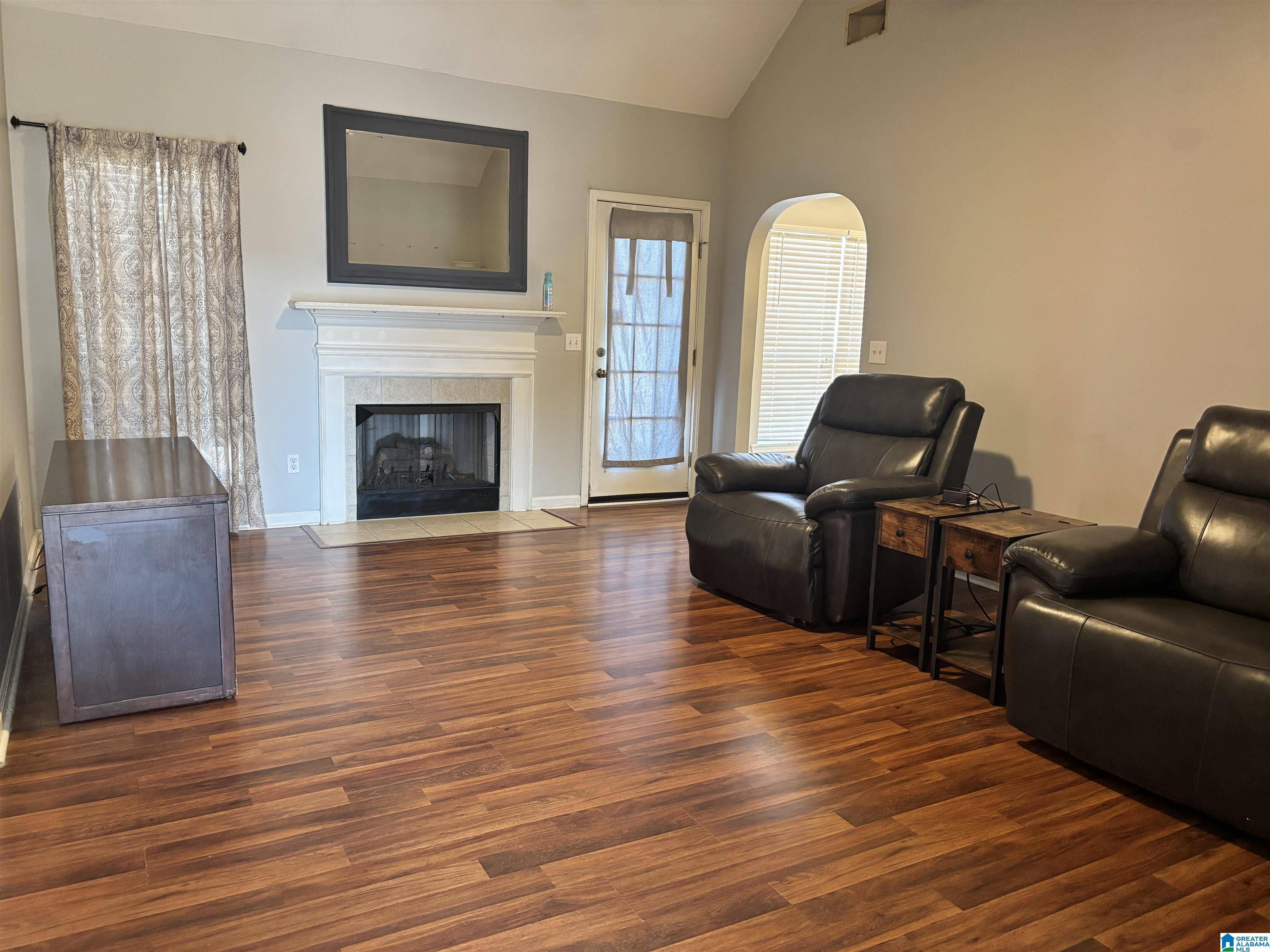 Calera, AL 35040,121 ASHBY STREET