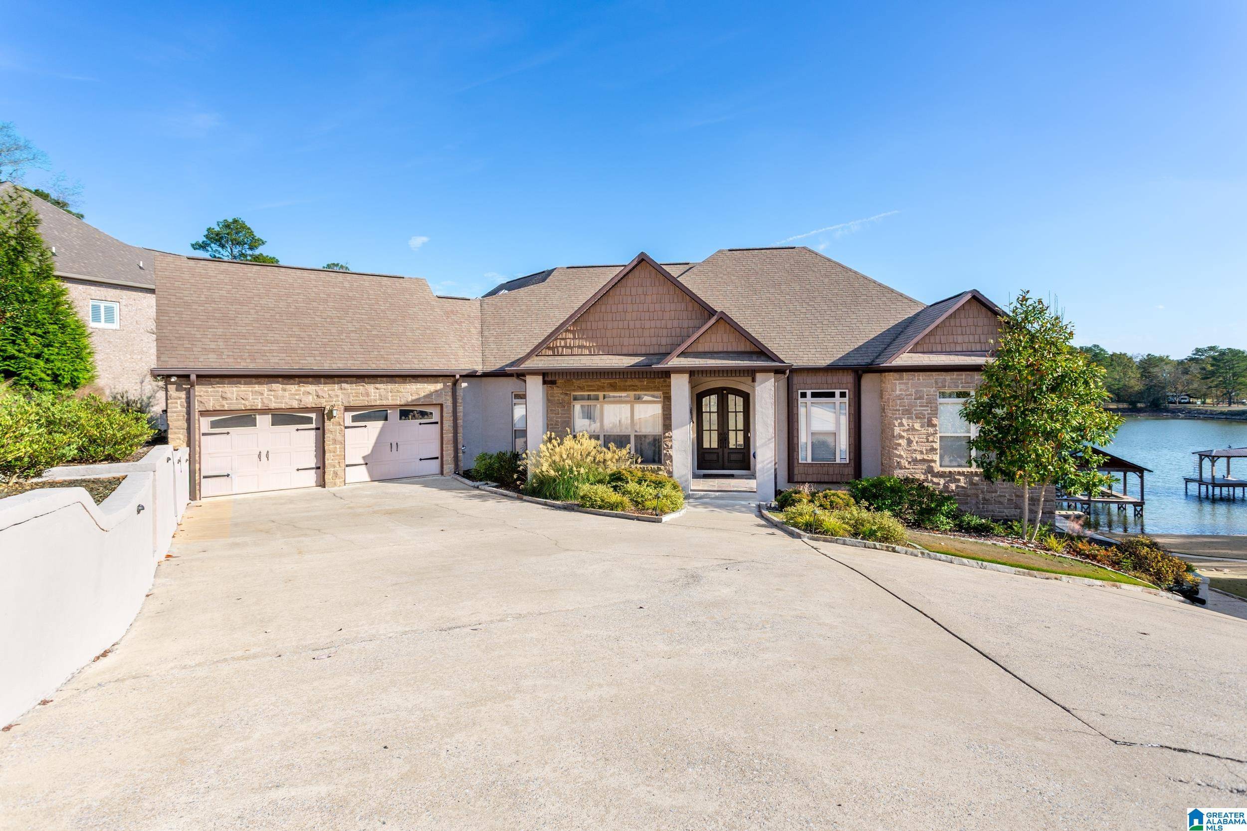 Vincent, AL 35178,190 COVES DRIVE