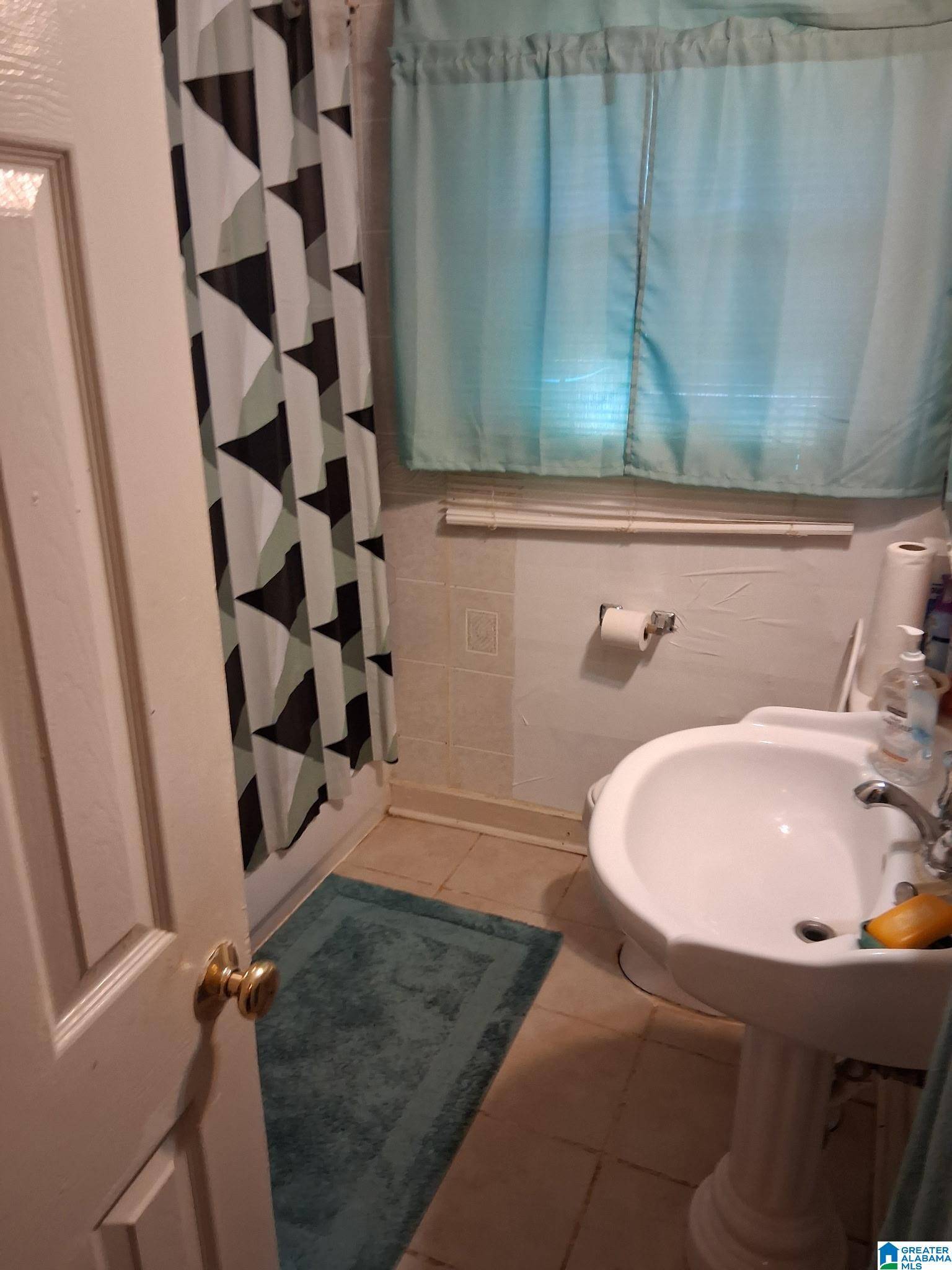 Midfield, AL 35228,1240 RAYFIELD DRIVE