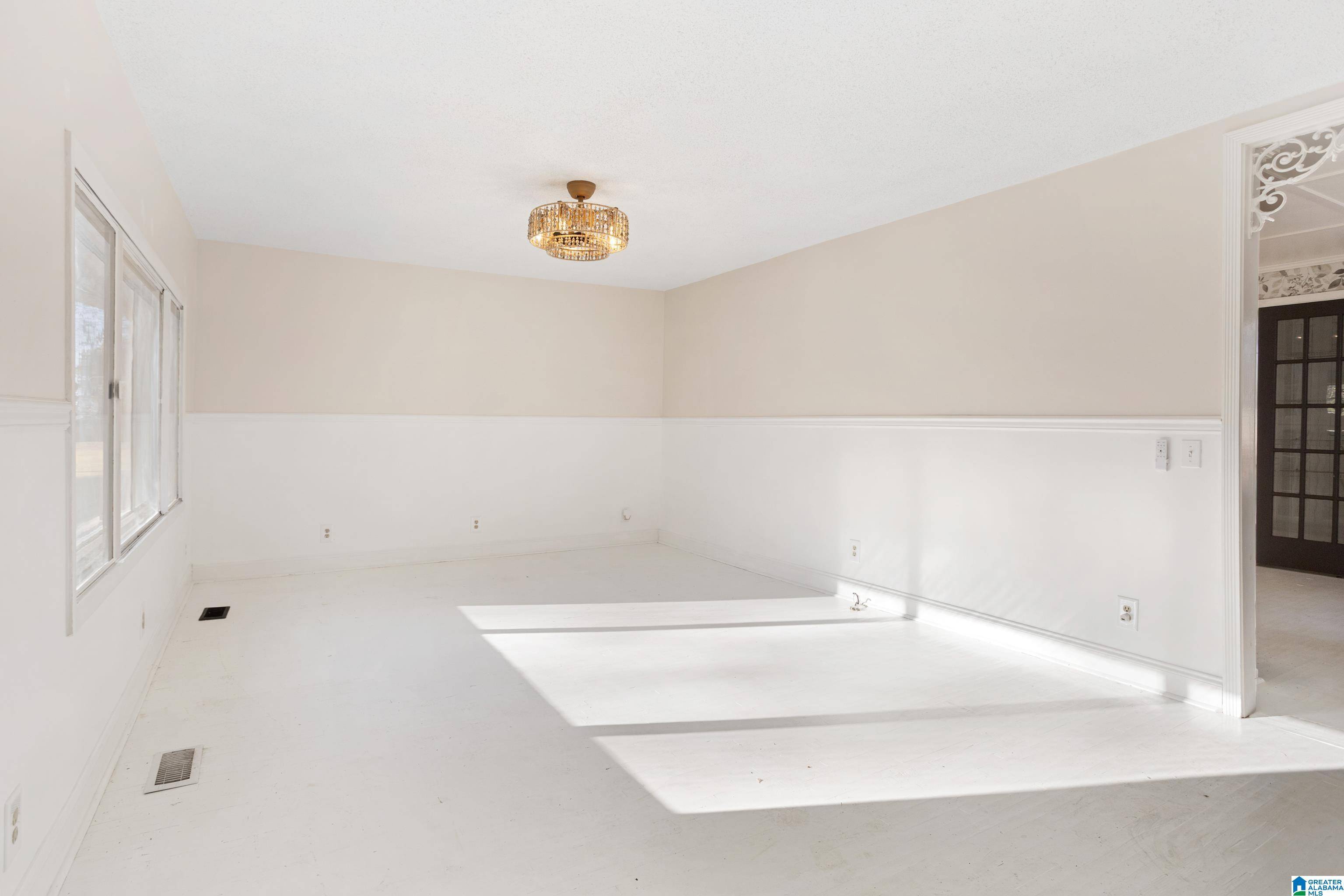 Fultondale, AL 35068,2312 MCEL AVENUE