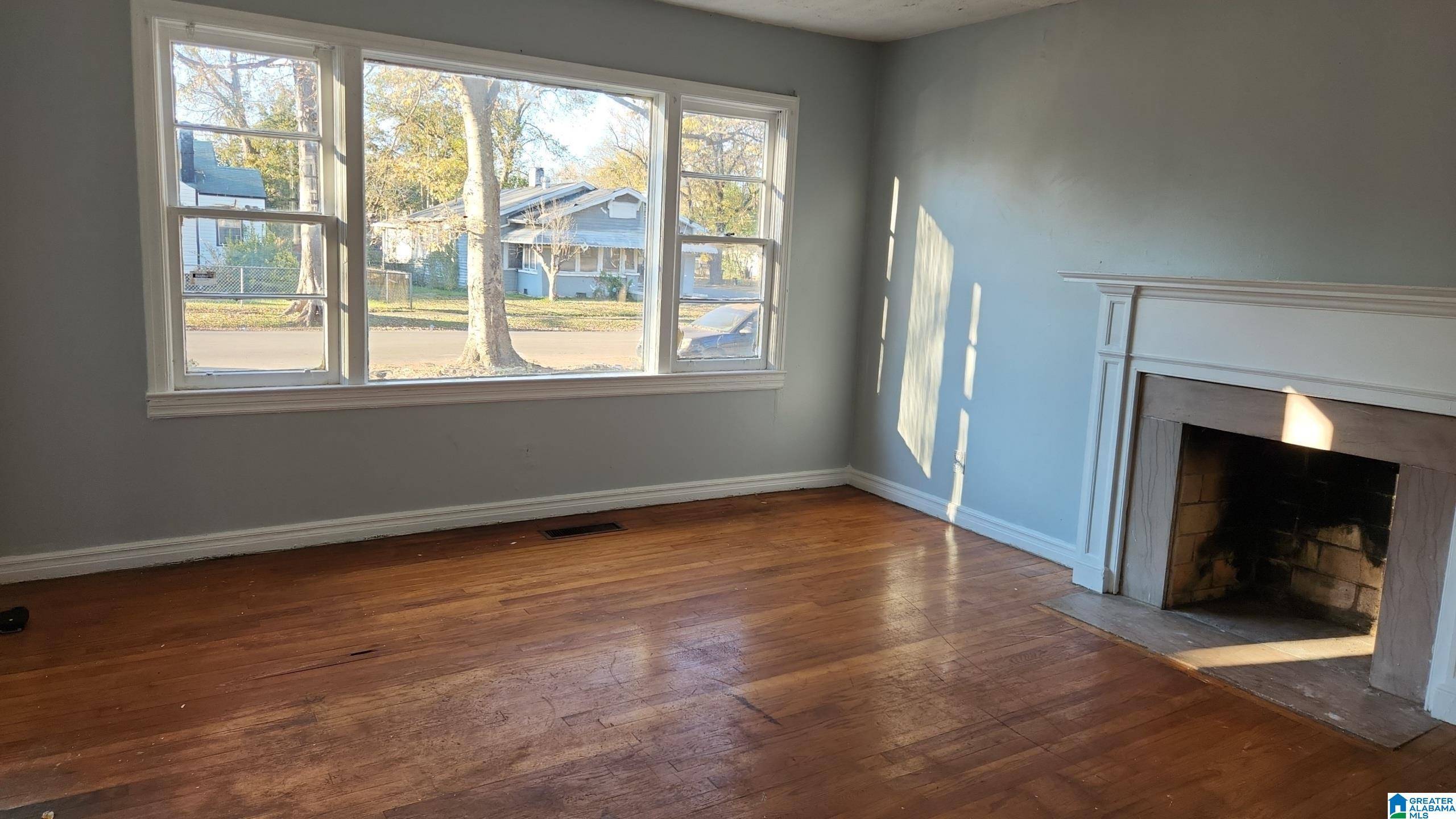 Birmingham, AL 35206,7027 1ST AVENUE S