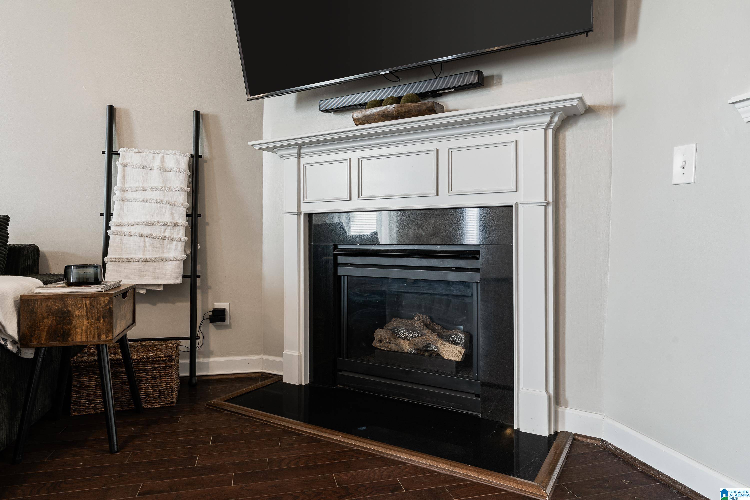 Trussville, AL 35173,382 GLEN CROSS WAY