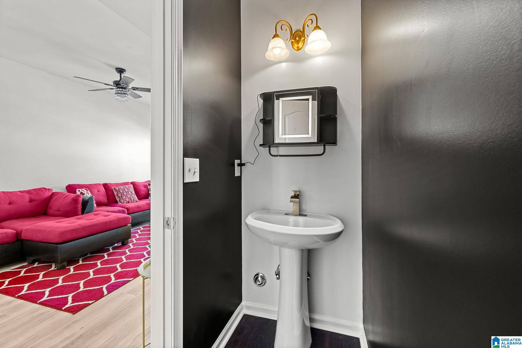 Calera, AL 35040,165 WATERFORD LAKE DRIVE