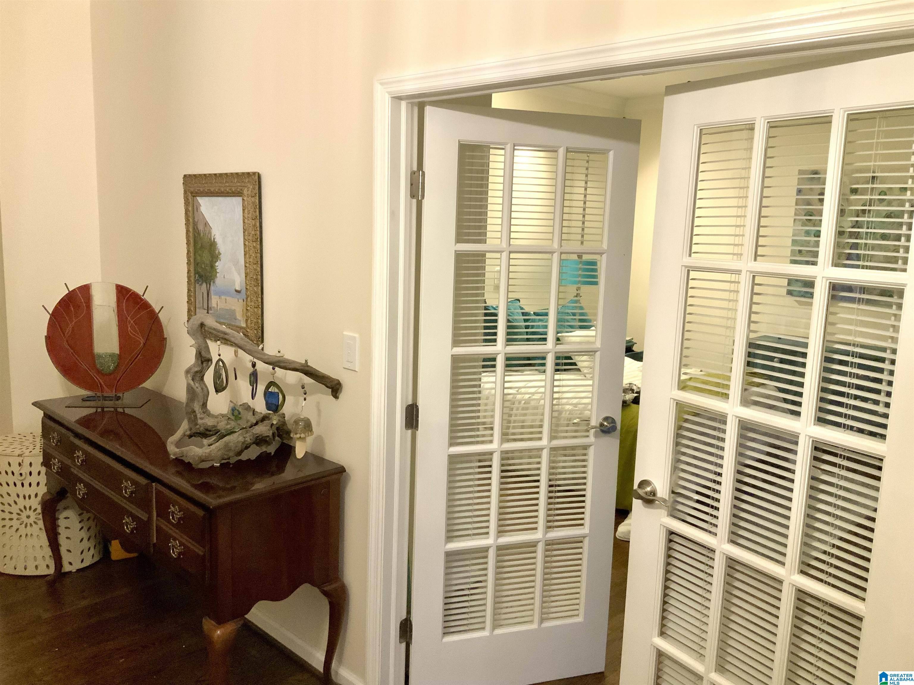 Vestavia Hills, AL 35216,4 THE FALLS DRIVE