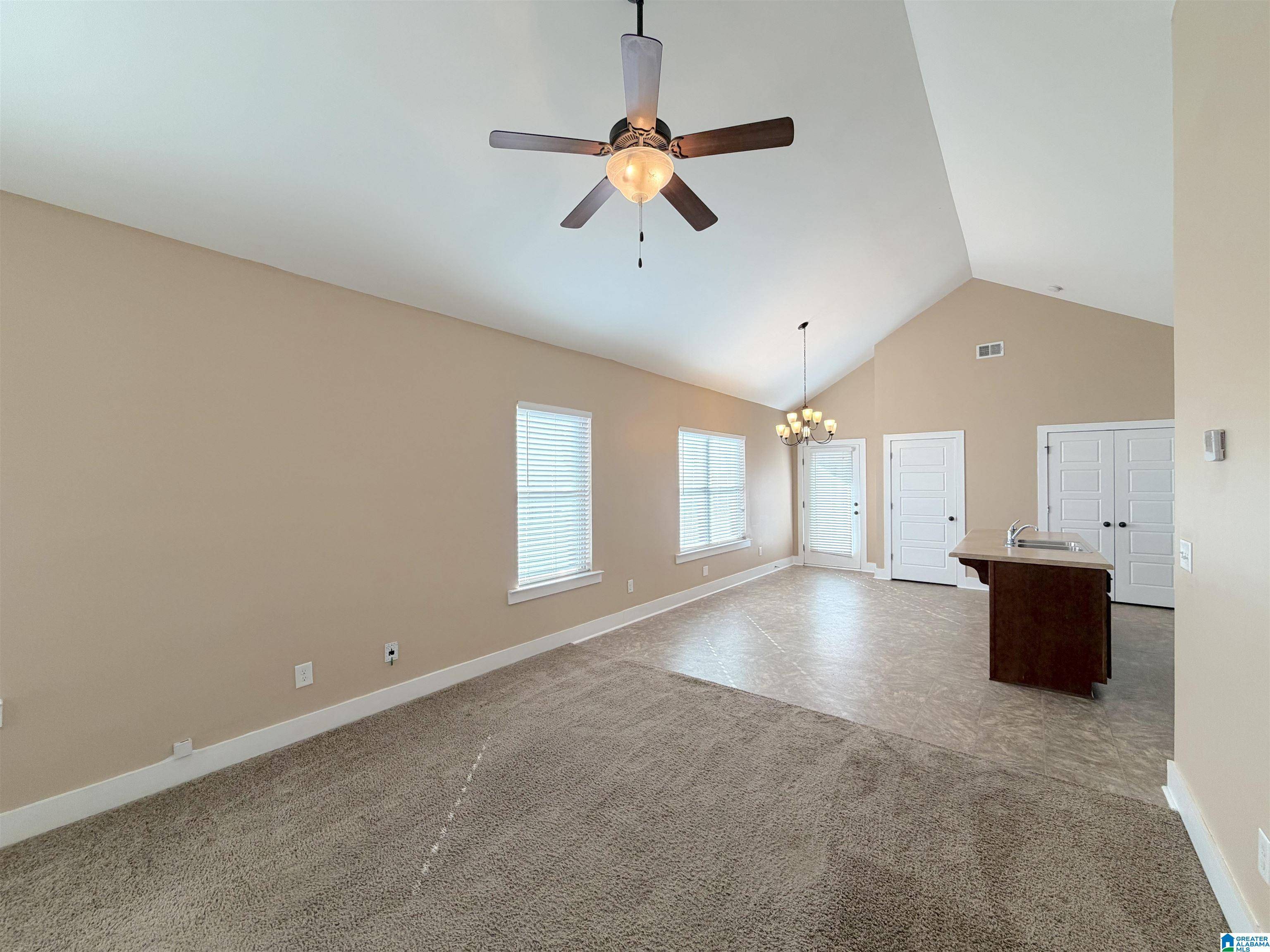 Warrior, AL 35180,9388 HOFFMAN PLACE