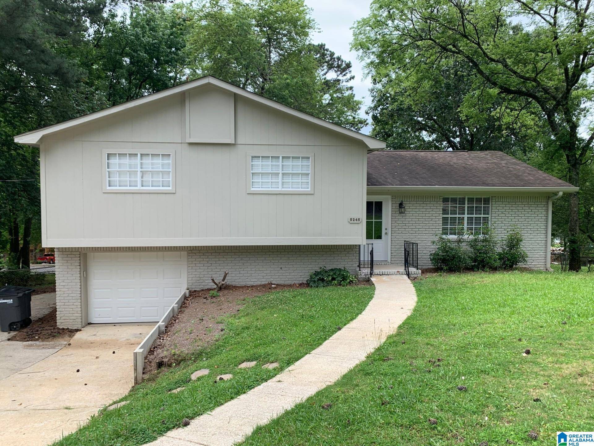 Irondale, AL 35210,5245 SCENIC VIEW DRIVE