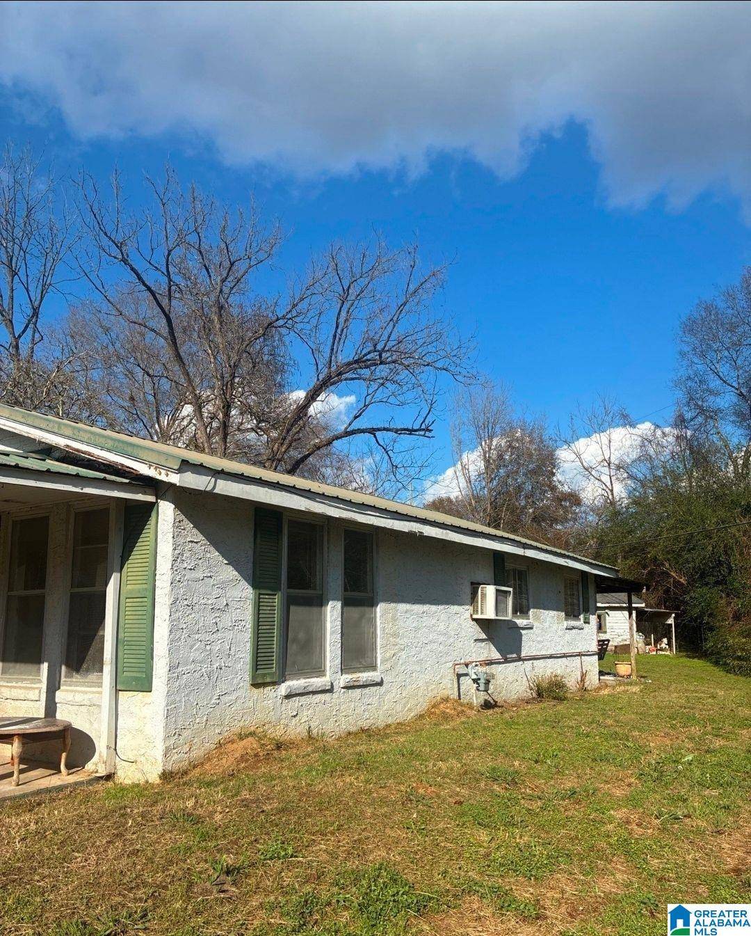 Warrior, AL 35180,9717 HARVELLA ROAD