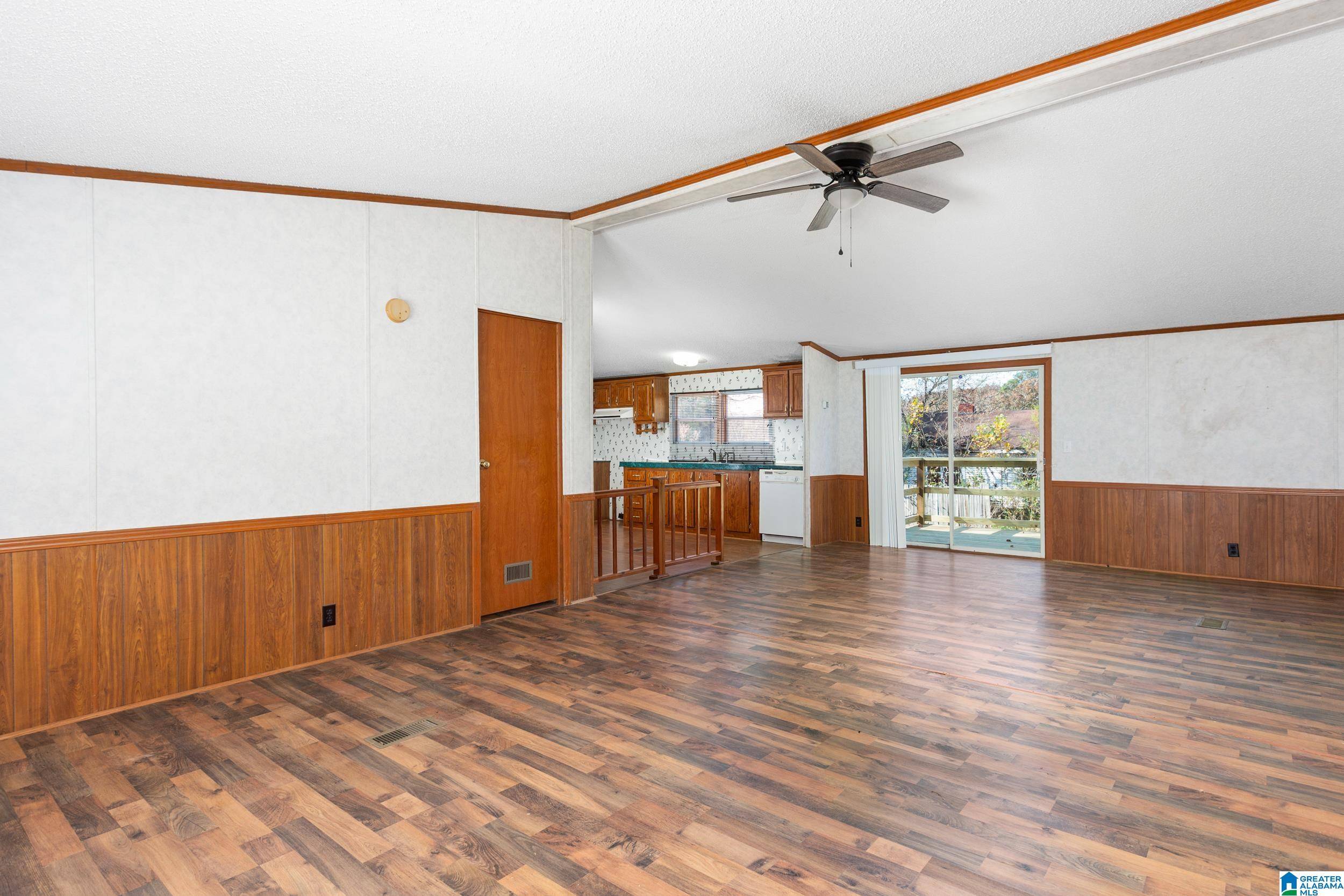 Anniston, AL 36201,150 CAROLYN DRIVE