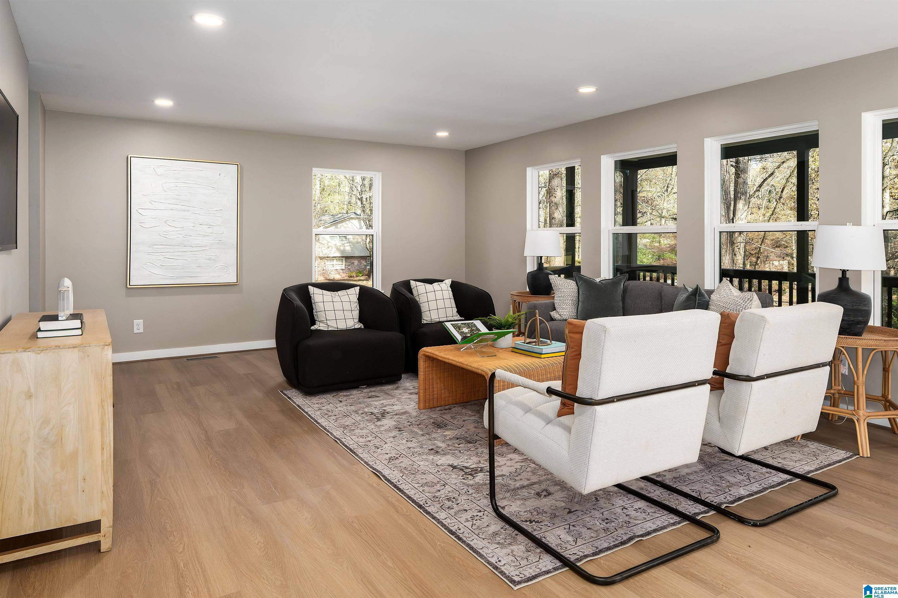 Vestavia Hills, AL 35243,3567 VALLEY CIRCLE