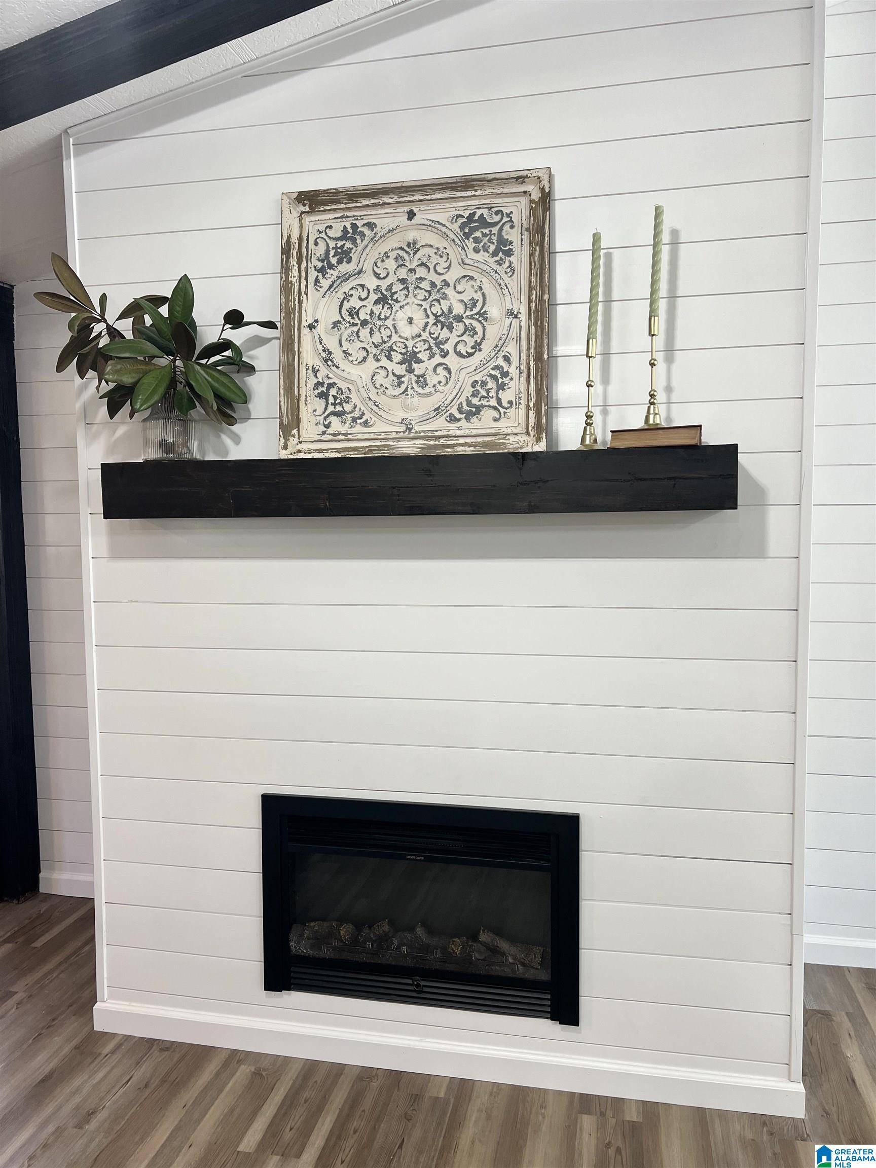 Jacksonville, AL 36265,99 APPLE STREET