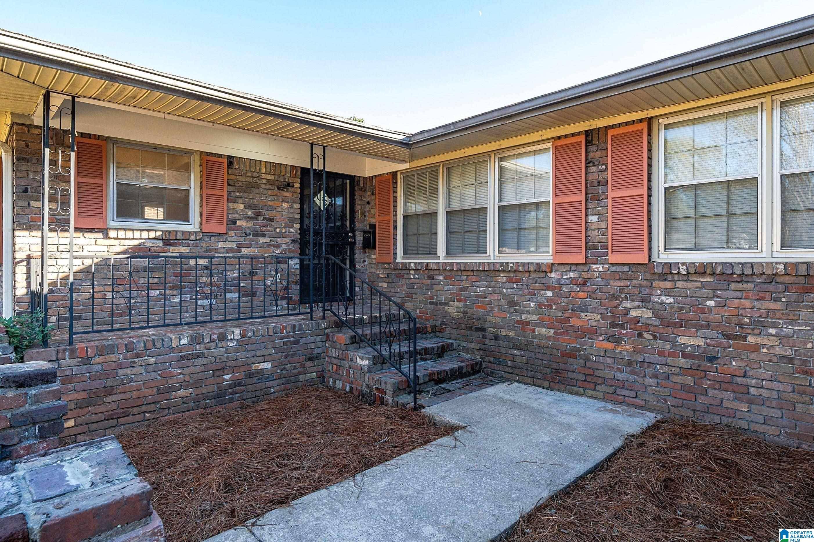 Hueytown, AL 35023,3338 CRESCENT DRIVE