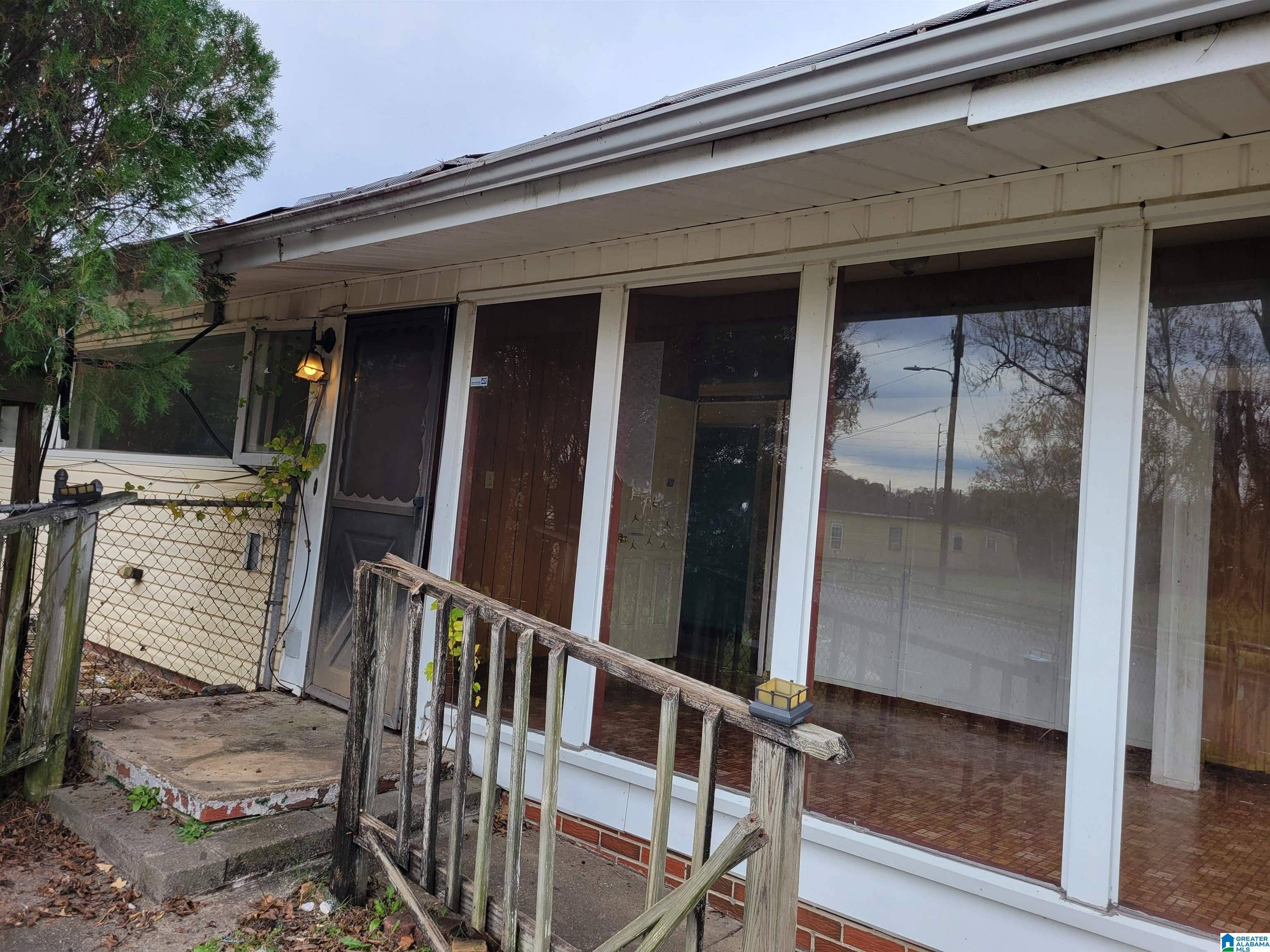 Birmingham, AL 35218,1319 COURT R