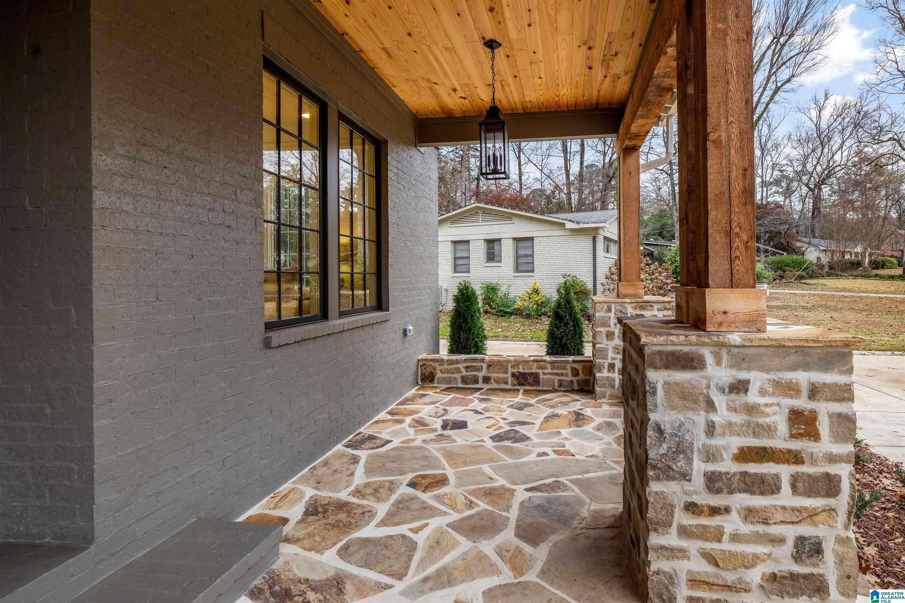 Mountain Brook, AL 35243,3840 CROMWELL DRIVE