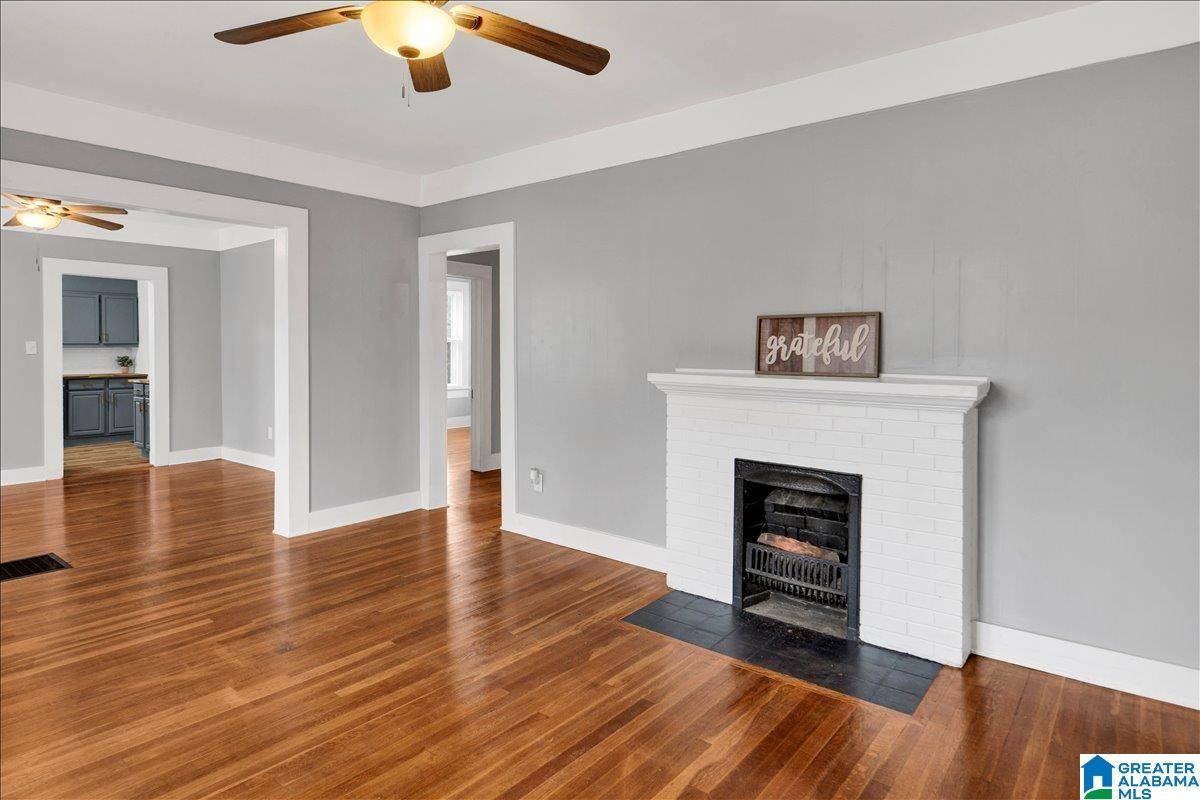 Bessemer, AL 35023,114 PINEWOOD AVENUE