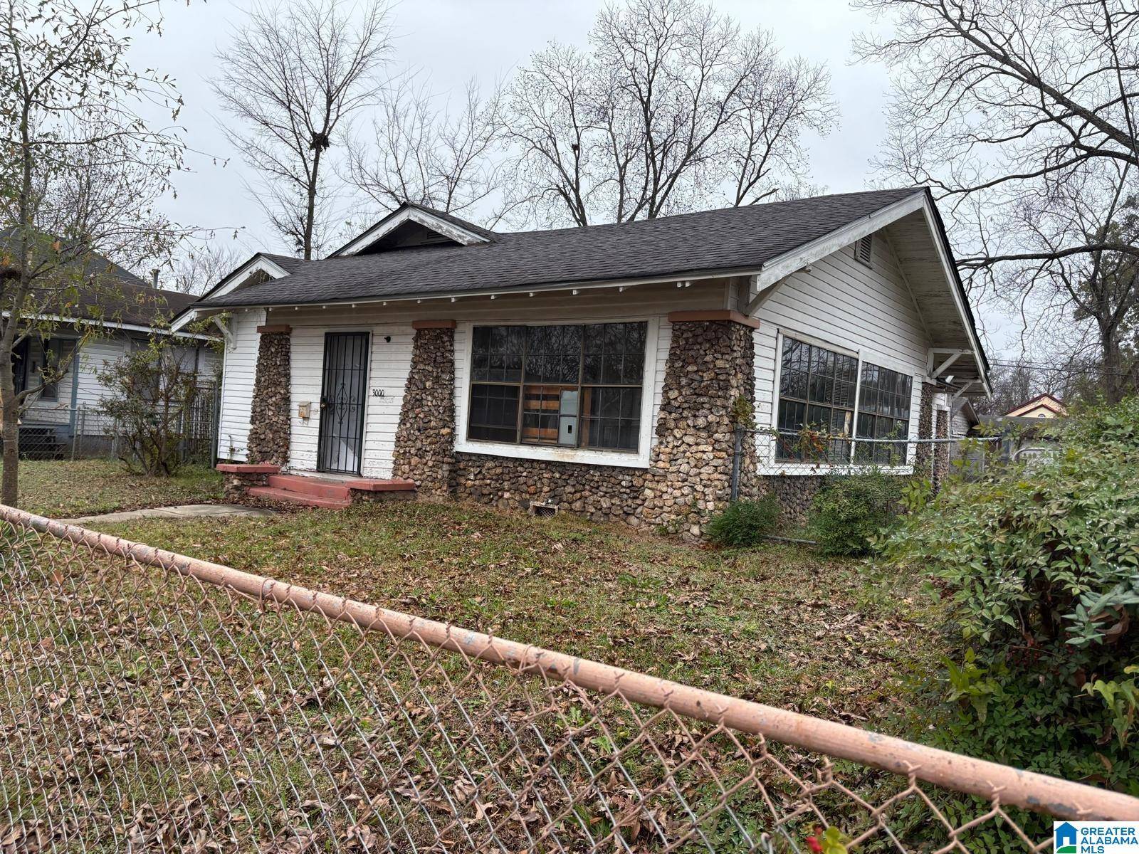 Birmingham, AL 35218,3000 AVENUE F