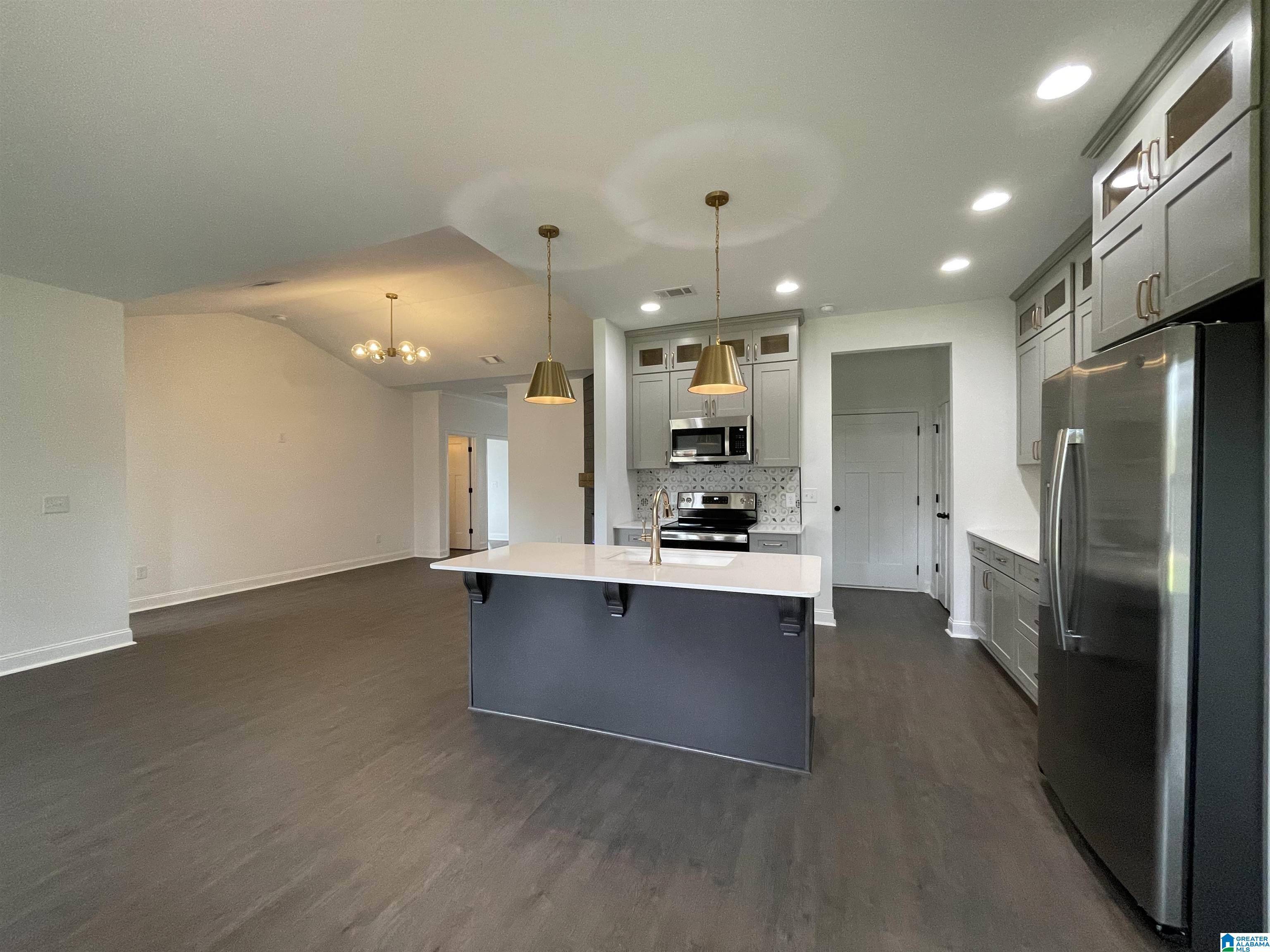 Pell City, AL 35128,10 RED CAMELLIA COURT