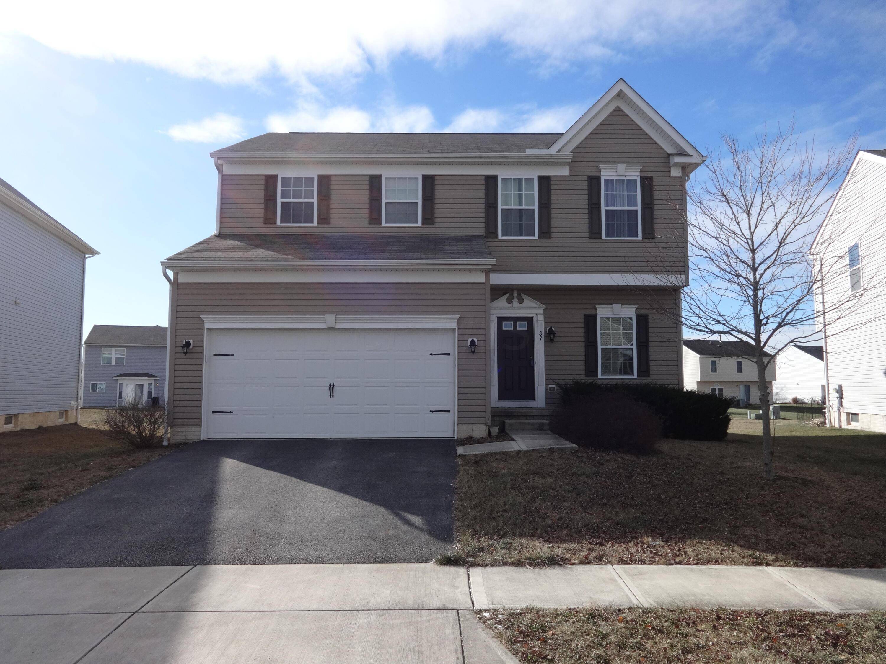 Ashville, OH 43103,87 Henderson Lane