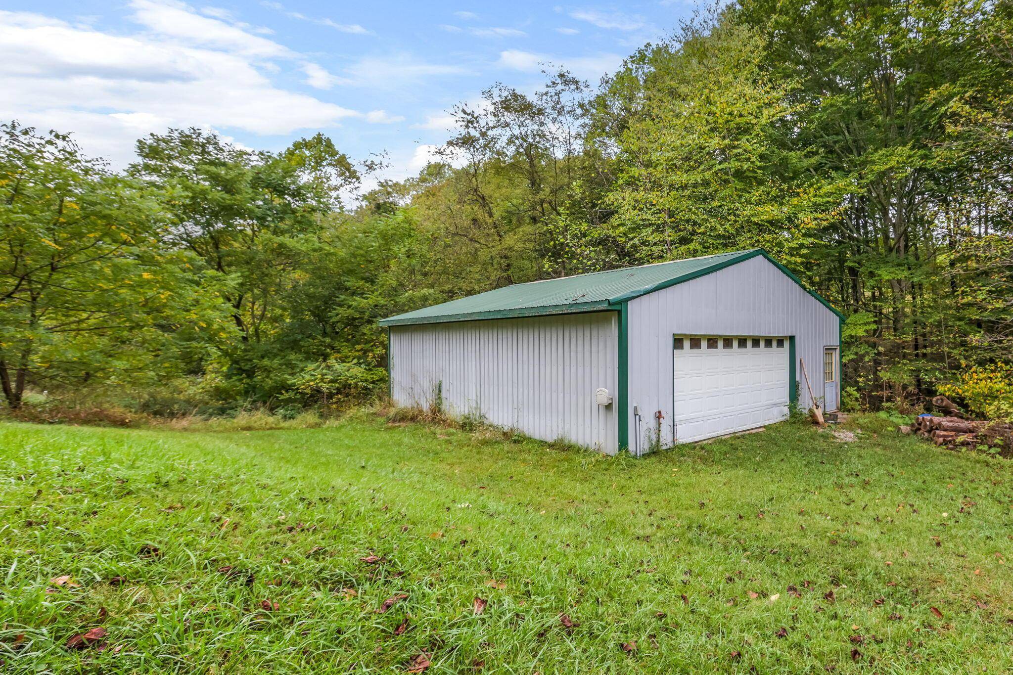 Logan, OH 43138,9126 Walnut Dowler Road