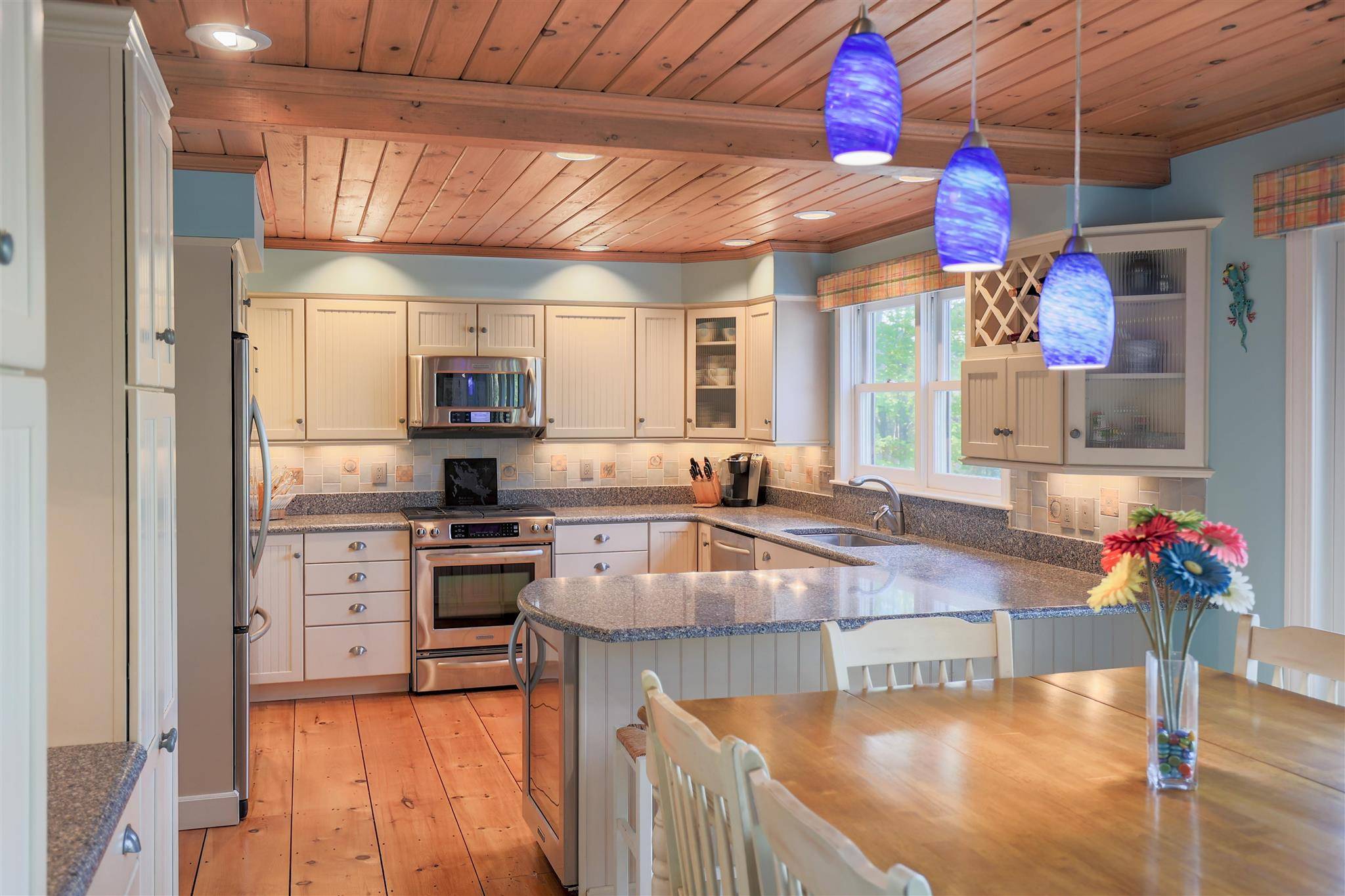 Meredith, NH 03253,58 Blueberry Hill RD