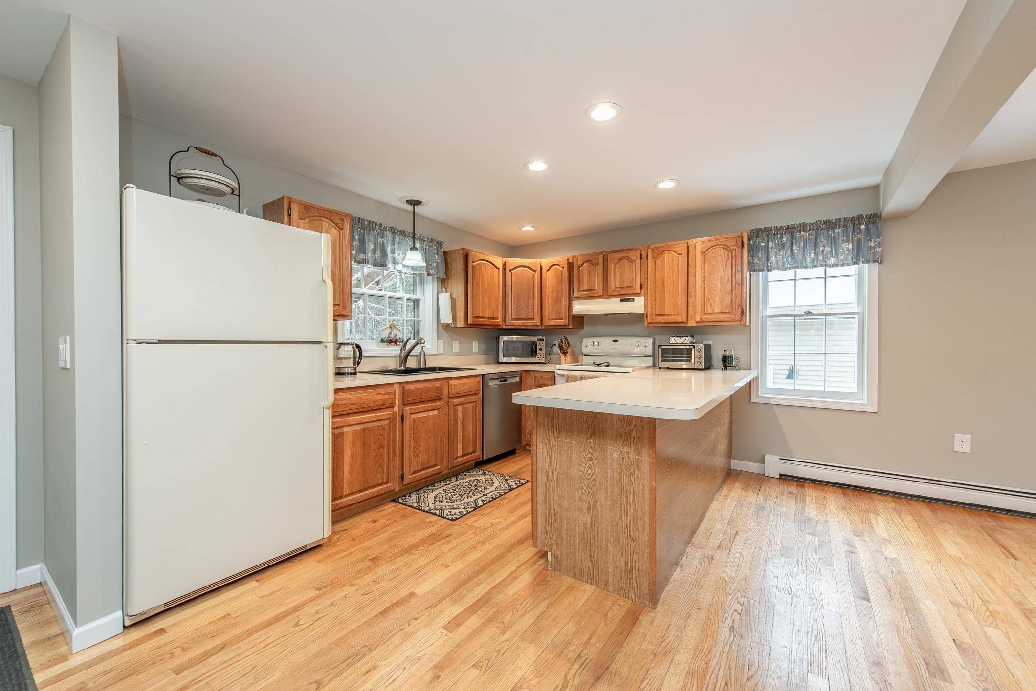 Belmont, NH 03220,124 Horne RD