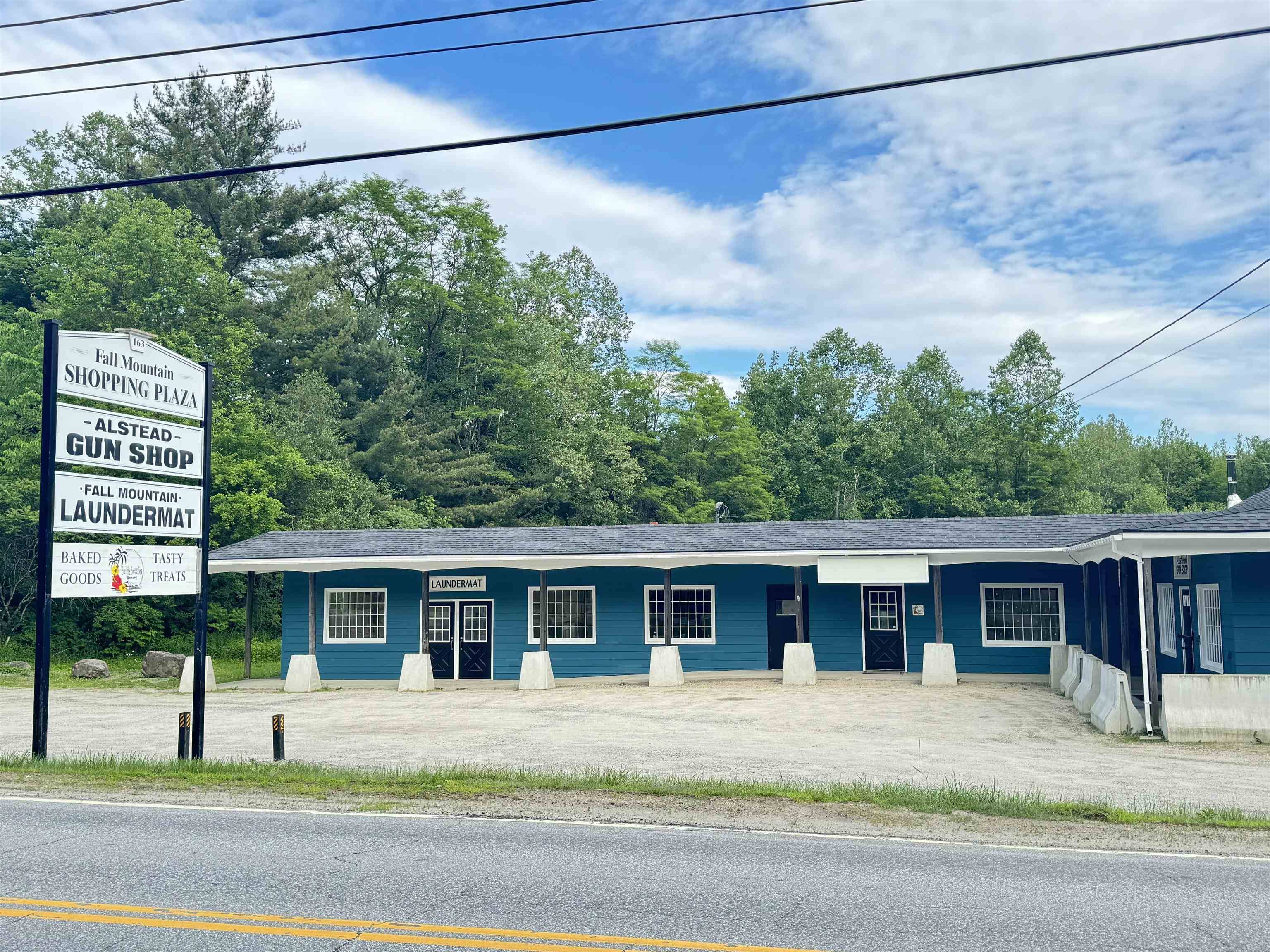 Alstead, NH 03602,163 River ST
