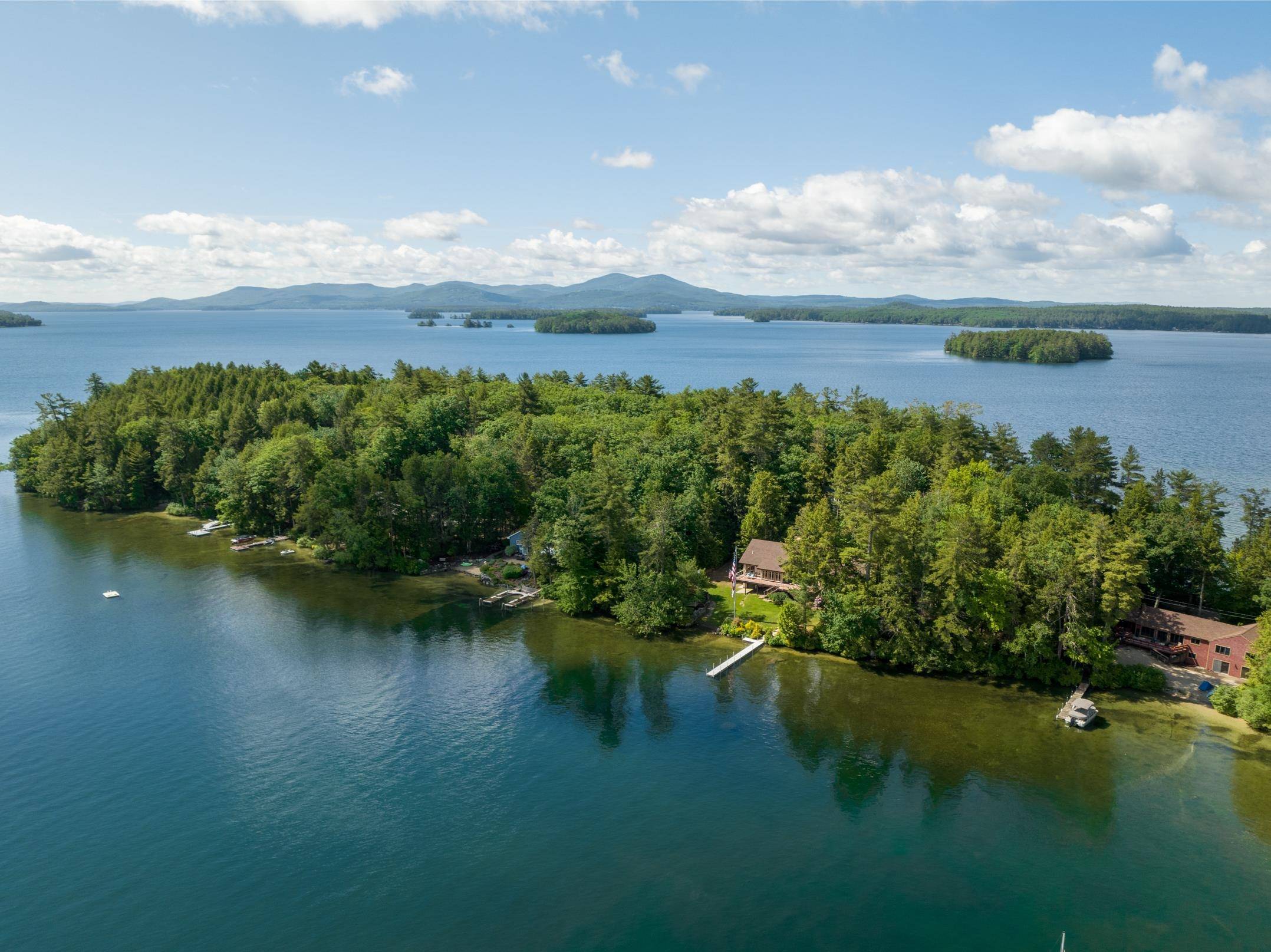 Moultonborough, NH 03254,285 Long Point RD