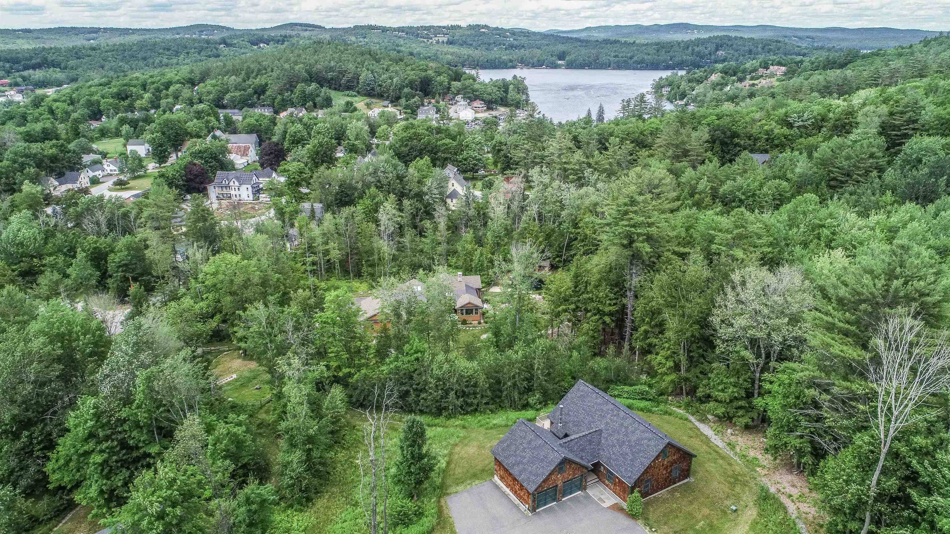 Sunapee, NH 03782,25 Saville LN