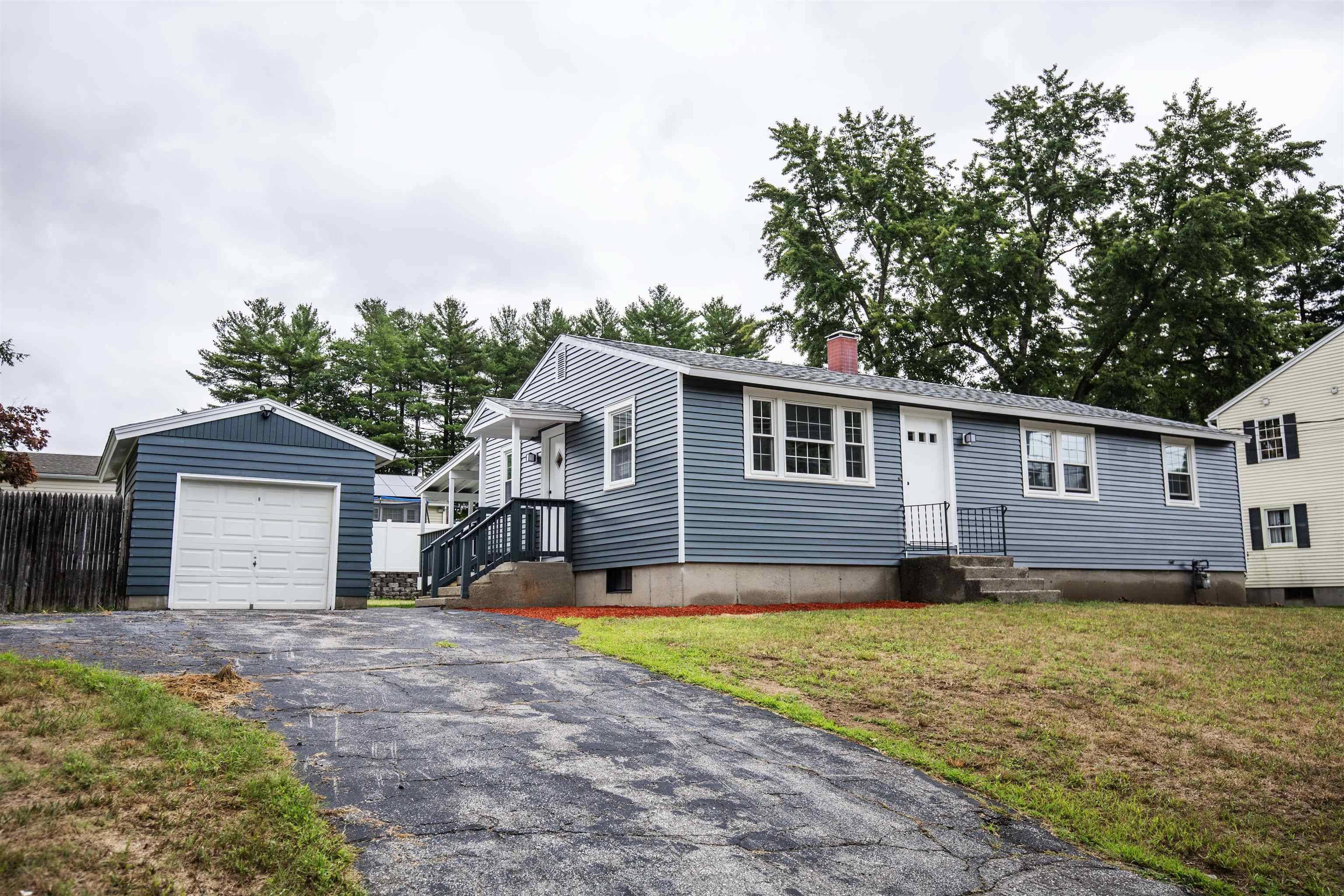 Nashua, NH 03063,16 Upstone DR