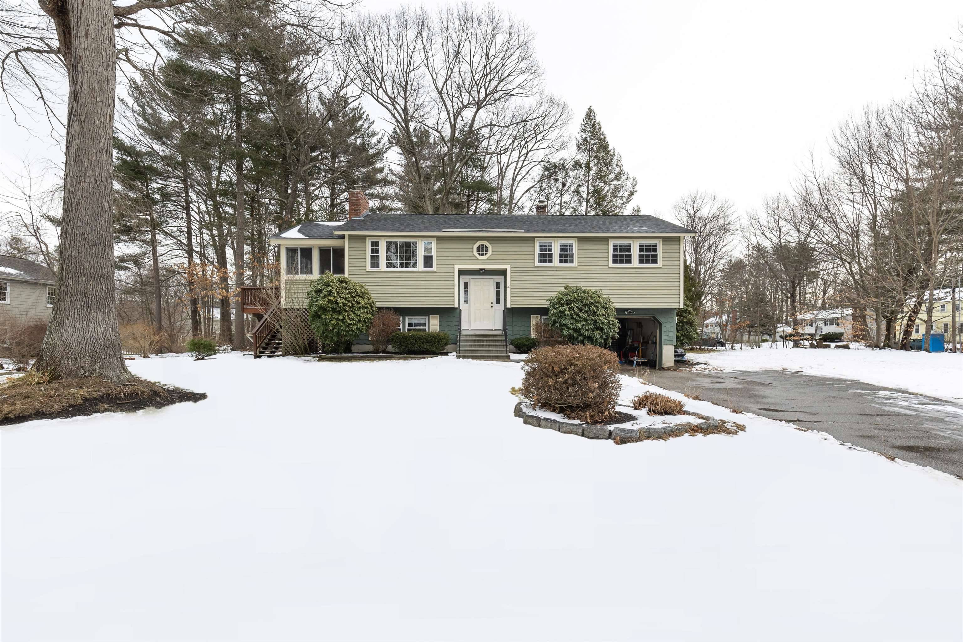 Exeter, NH 03833,10 Thelma DR
