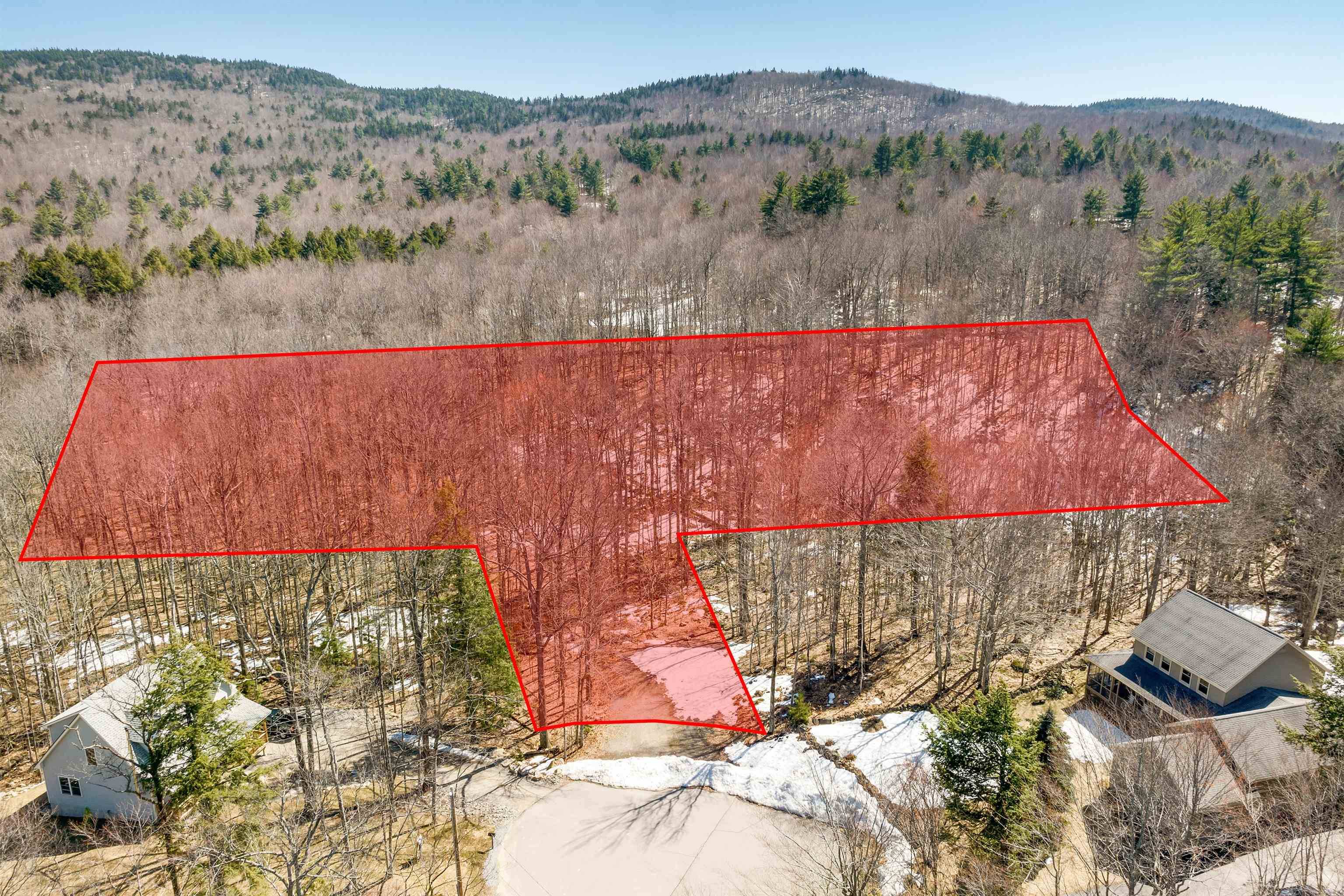 Gilford, NH 03249,33 Escarol LN