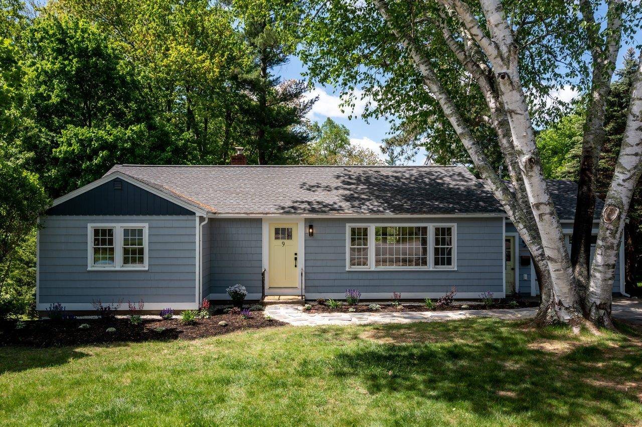 Exeter, NH 03833,9 Bayberry LN