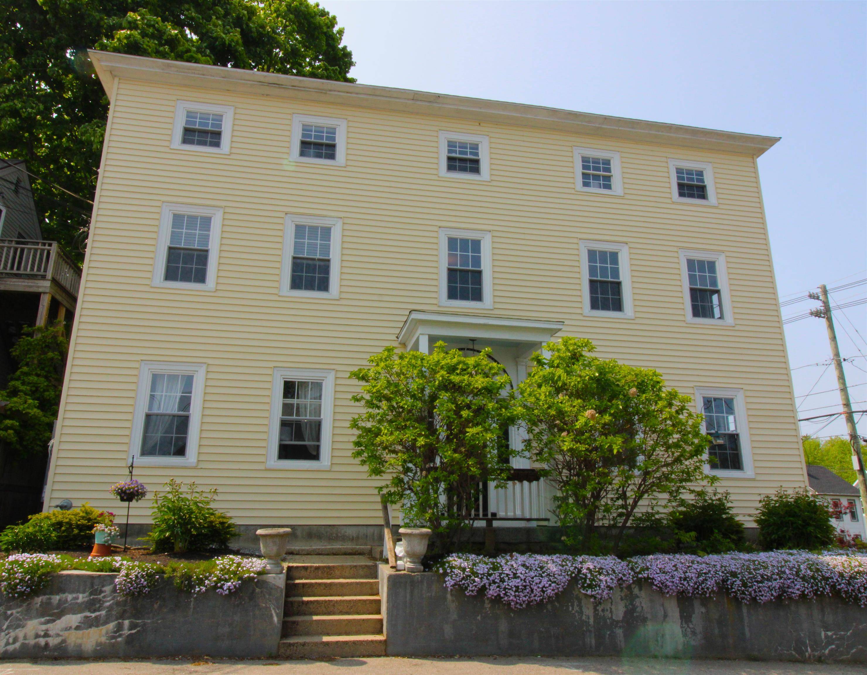 Portsmouth, NH 03801,9 Prospect ST #3
