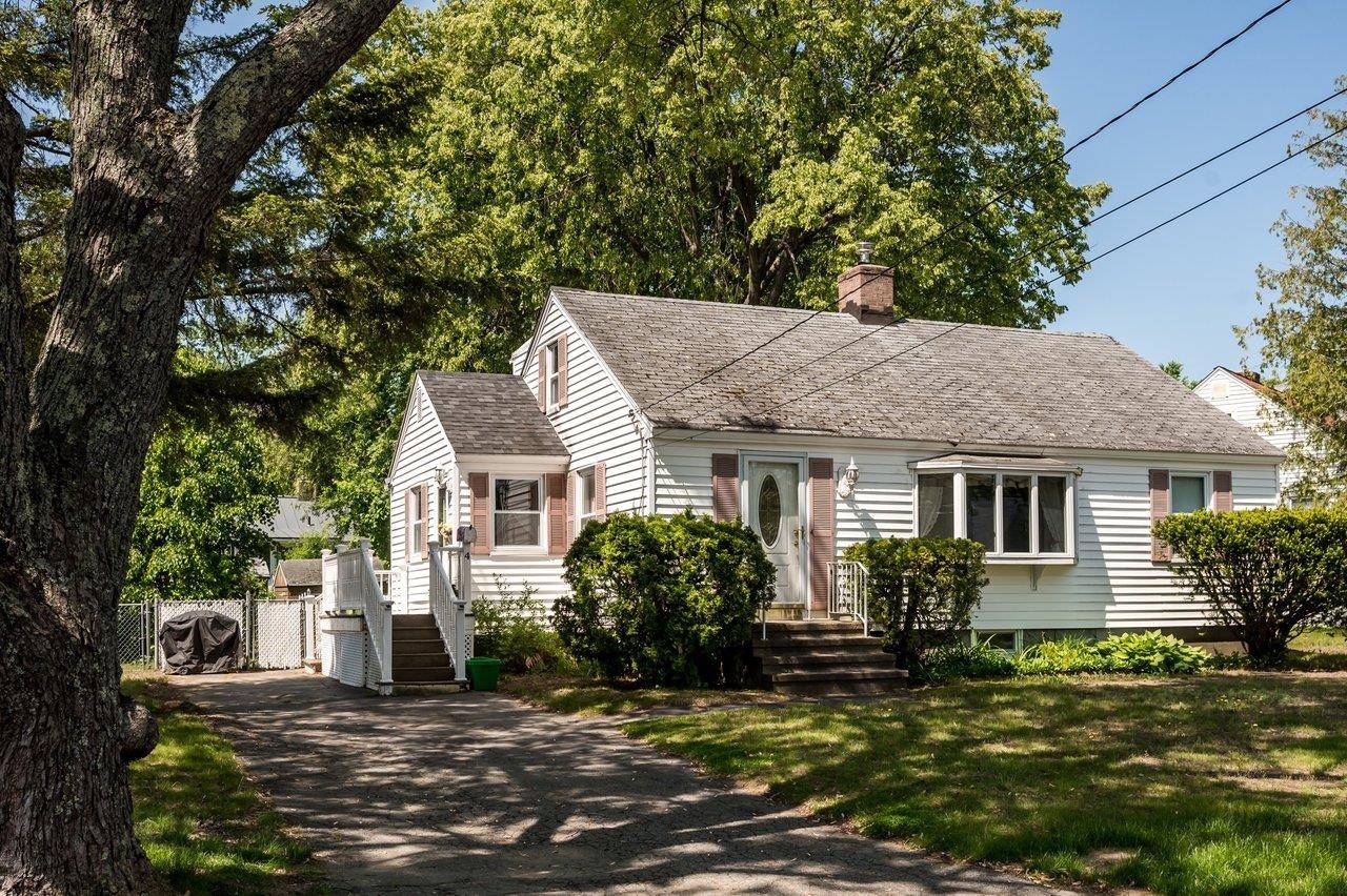 Portsmouth, NH 03801,4 Schurman AVE