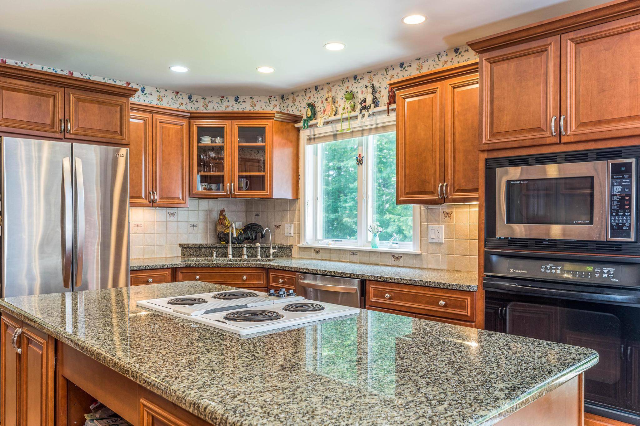 Portsmouth, NH 03801,605 FW Hartford DR