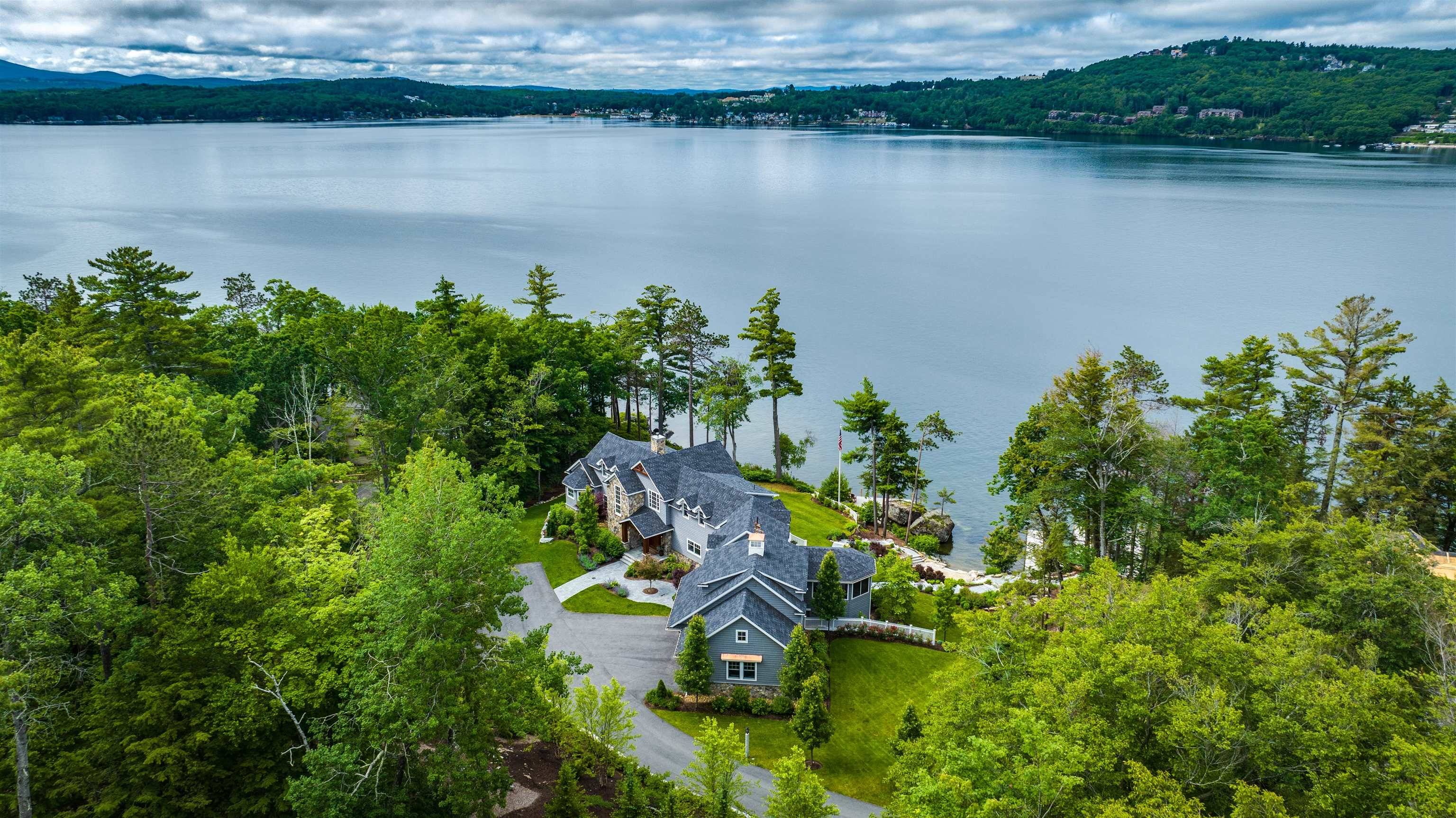 Meredith, NH 03253,73/74 Spindle Point RD