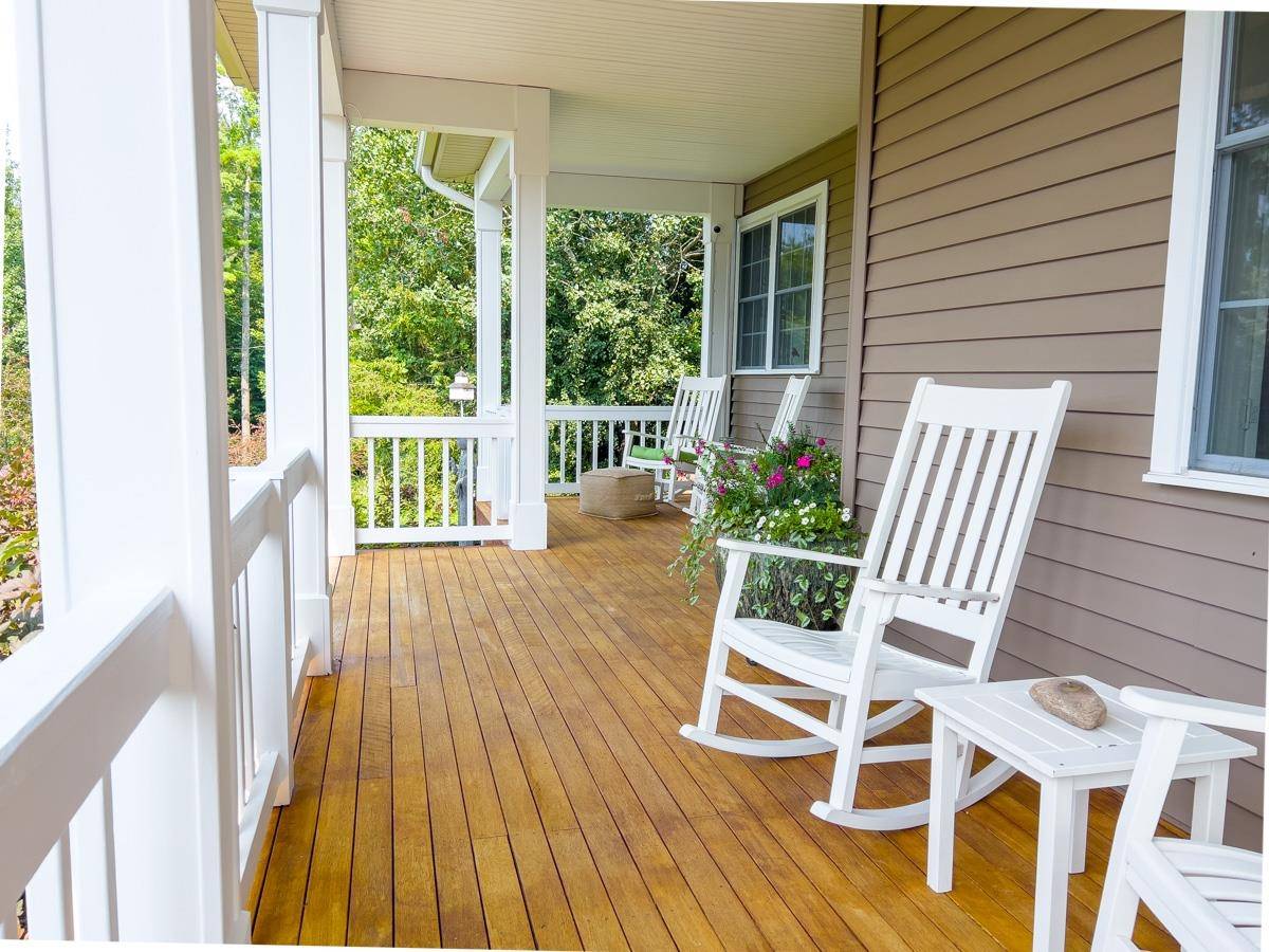 Shelburne, VT 05482,268 Boulder Hill DR