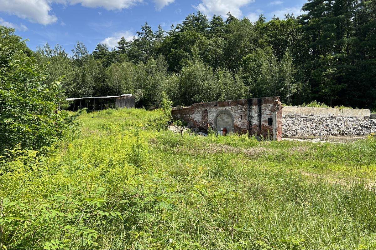 Swanzey, NH 03446,60 Summer ST