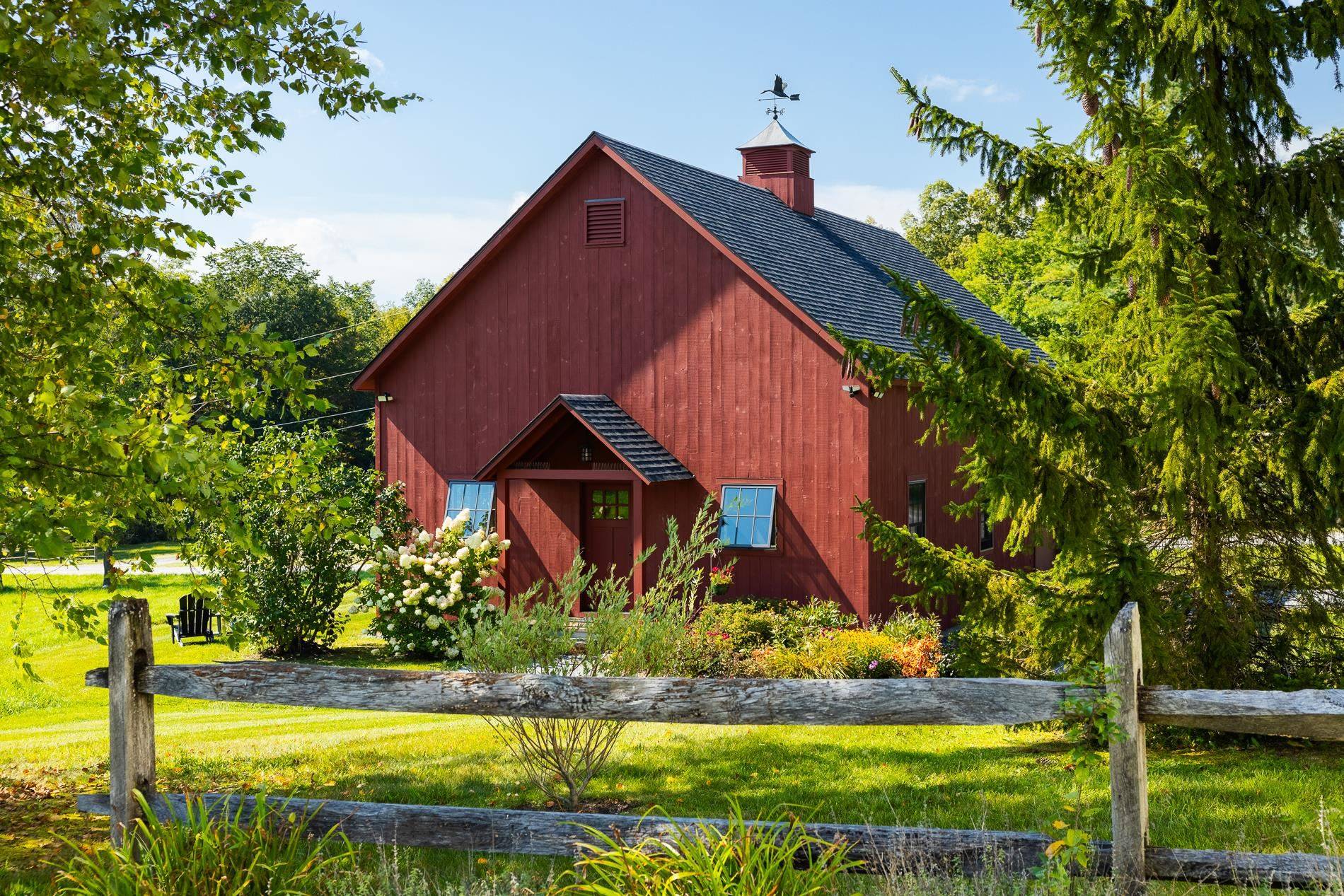 Manchester, VT 05255,743 Green Peak Orchard RD