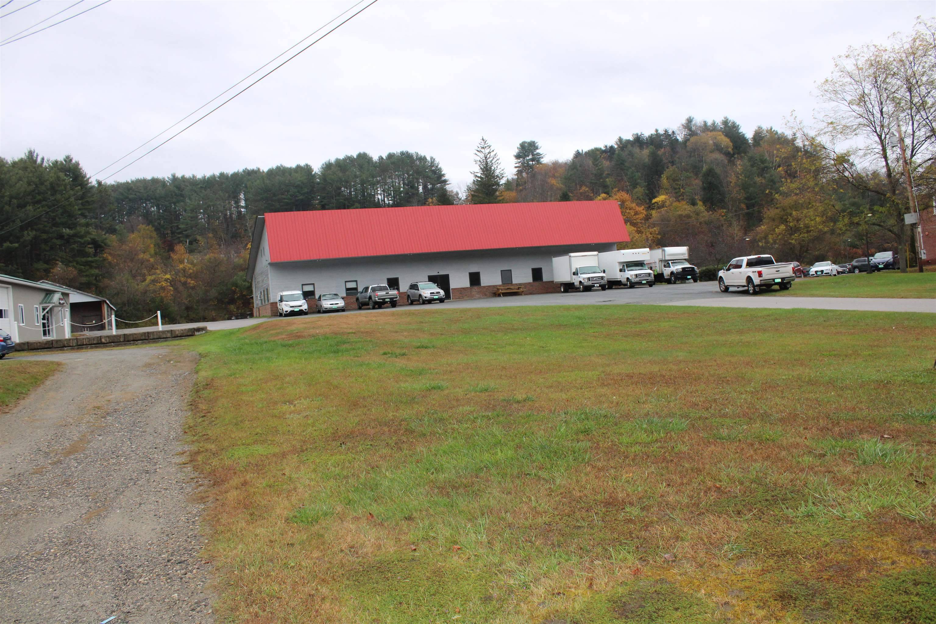 St. Johnsbury, VT 05819,1306 Memorial DR