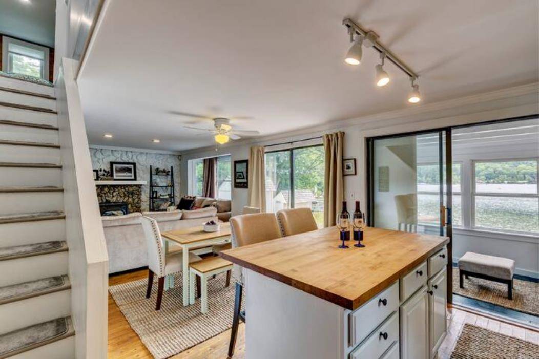 Newbury, NH 03255,28 Shore DR