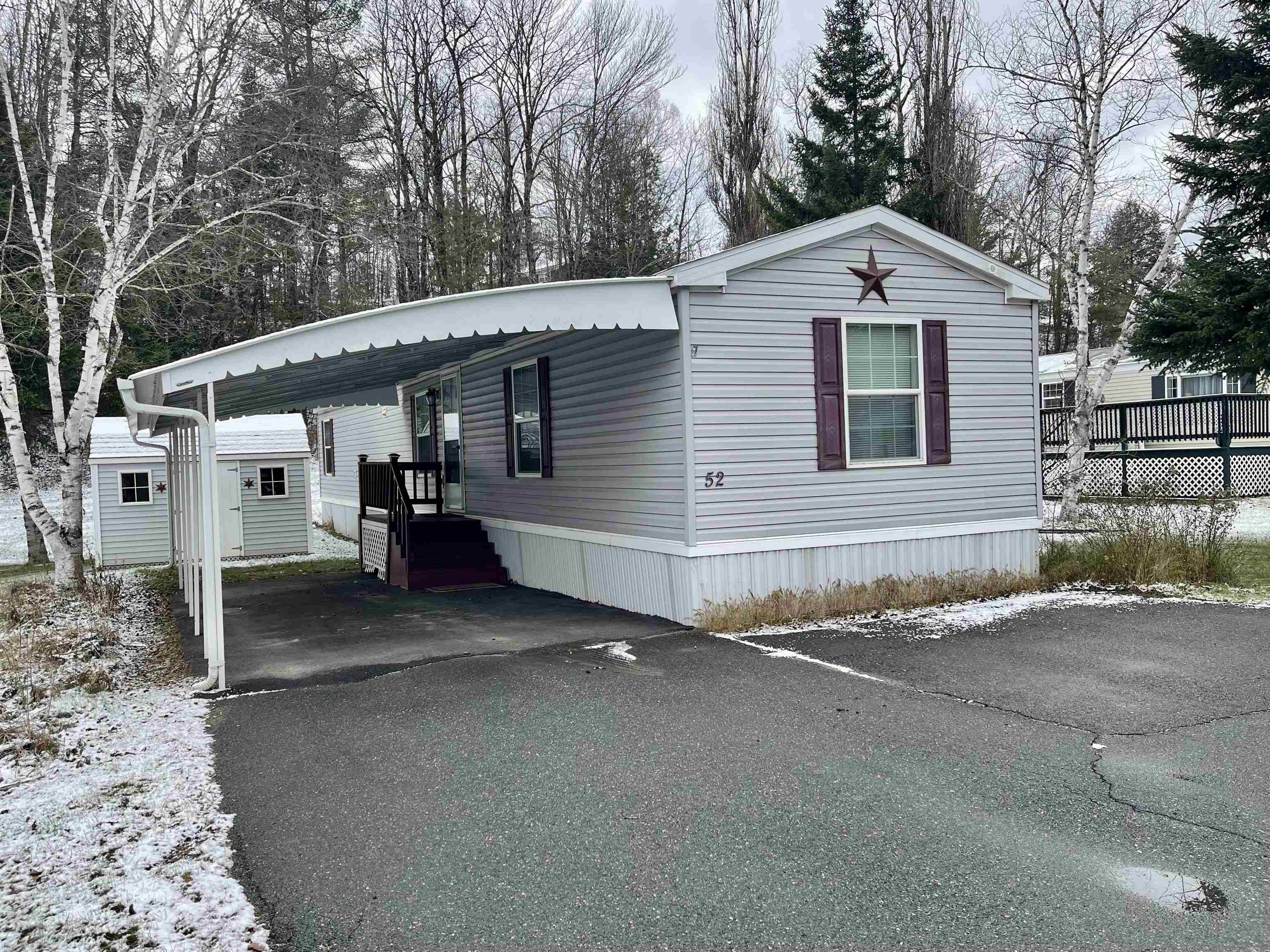 Lyndon, VT 05851,52 Bluebird LN